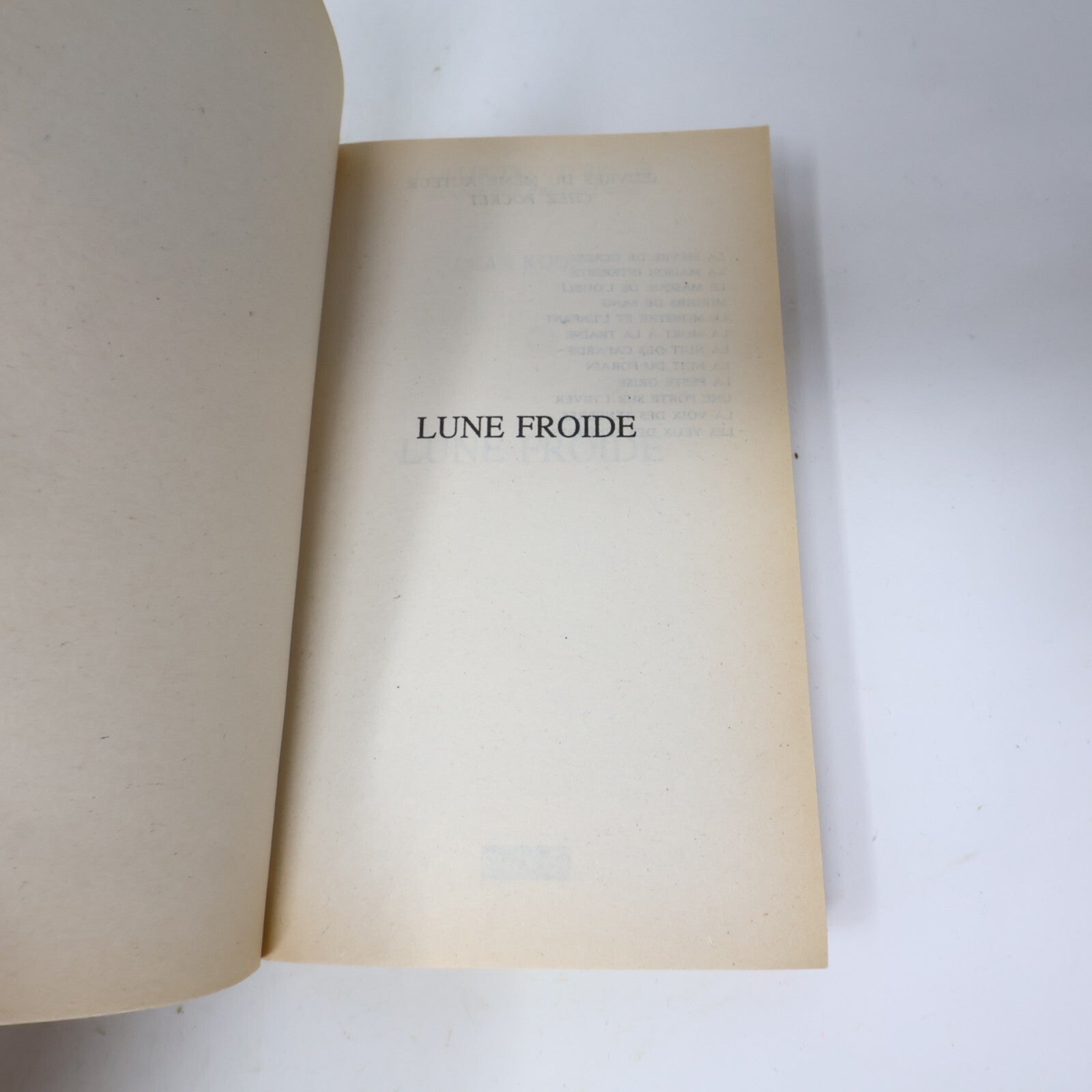 Dean Koontz Lot 4 Livres Yeux des Ténébres/Lune Froide/Nuit des Cafards Français