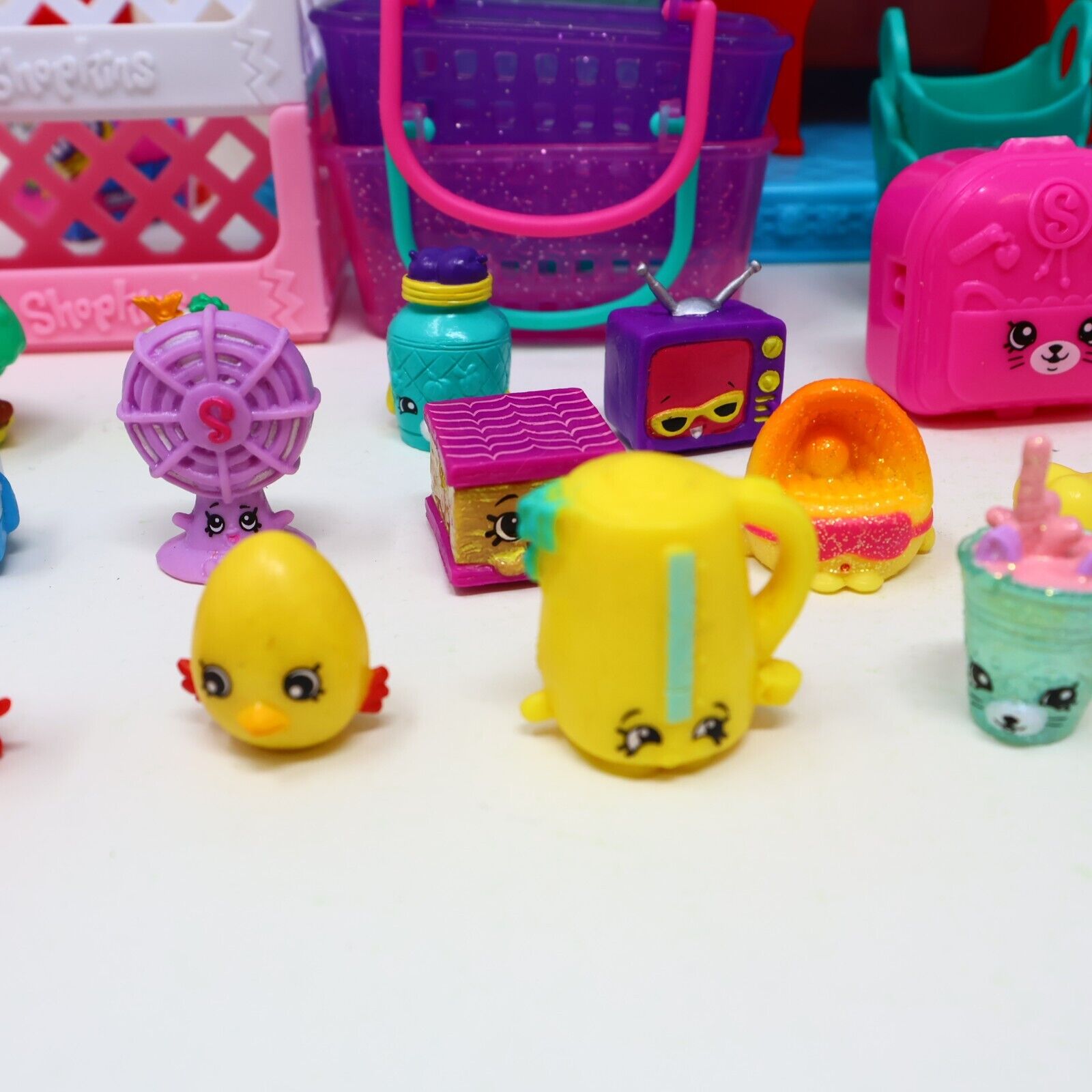 Lot of 20 Shopkins Figures + Sweet Spot Candy Shop Toys Baskets Mixed Moose