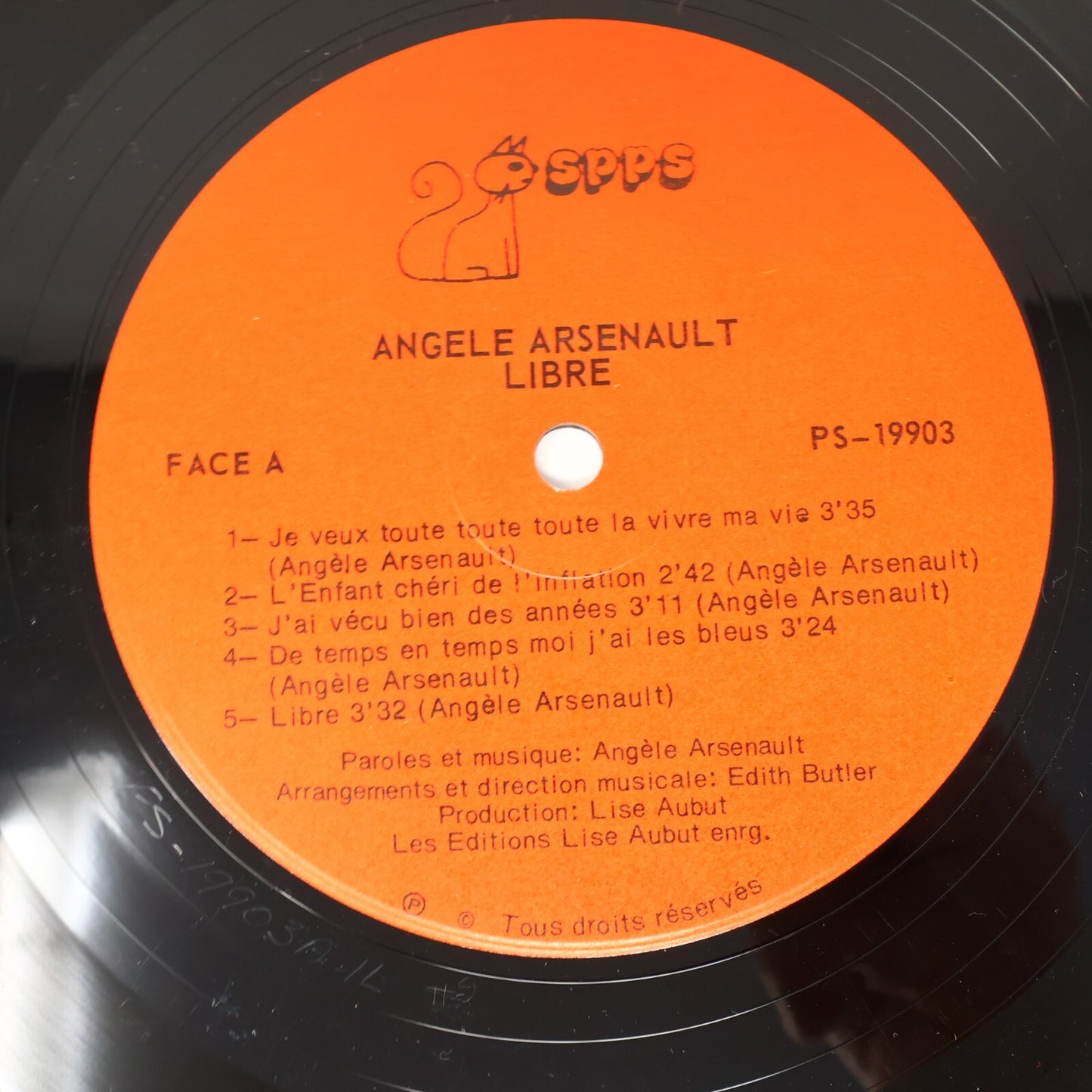 Angèle Arsenault Lot 2 Disques Record Moi J'mange Libre/Y'a Une Étoile Pour Vous