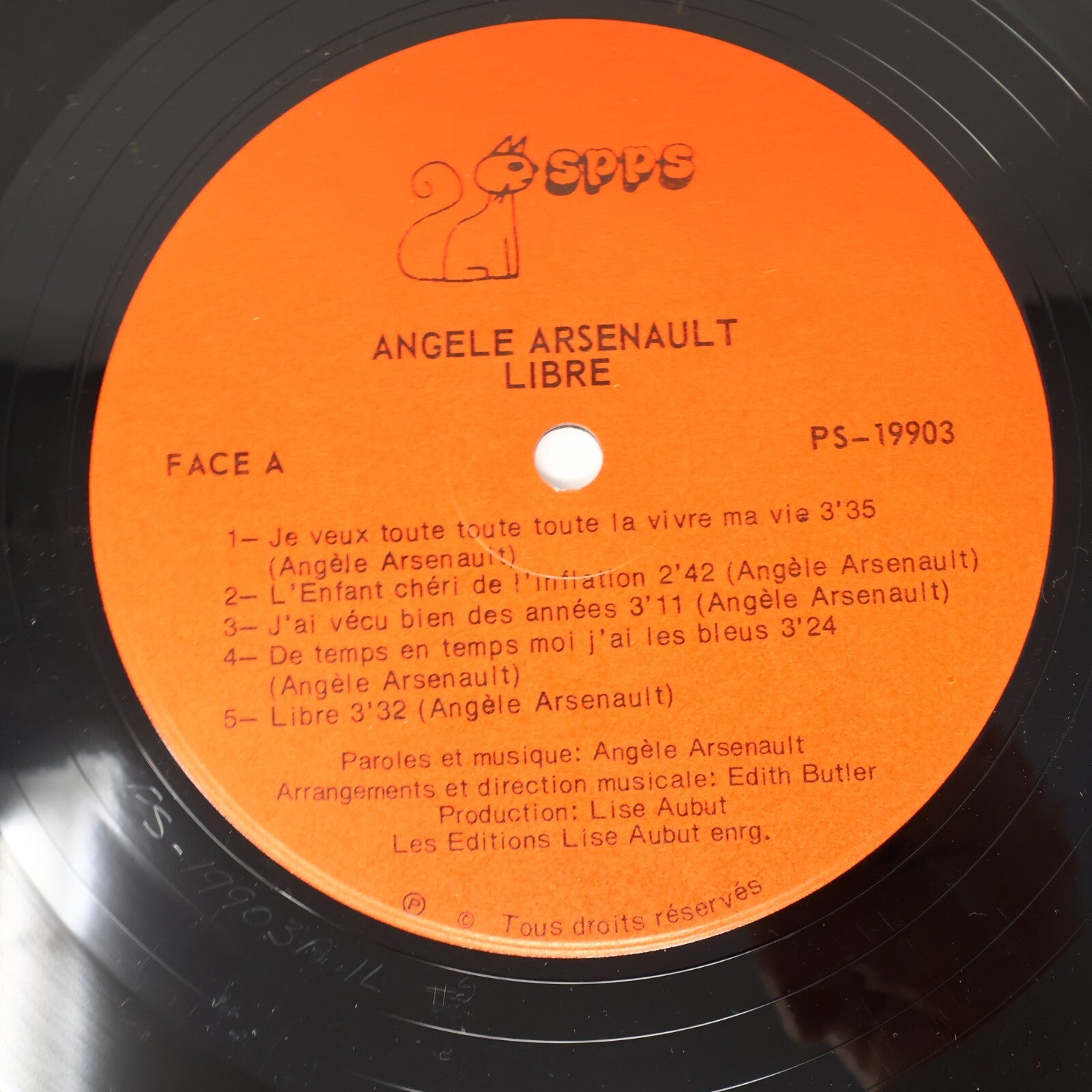 Angèle Arsenault Lot 2 Disques Record Moi J'mange Libre/Y'a Une Étoile Pour Vous