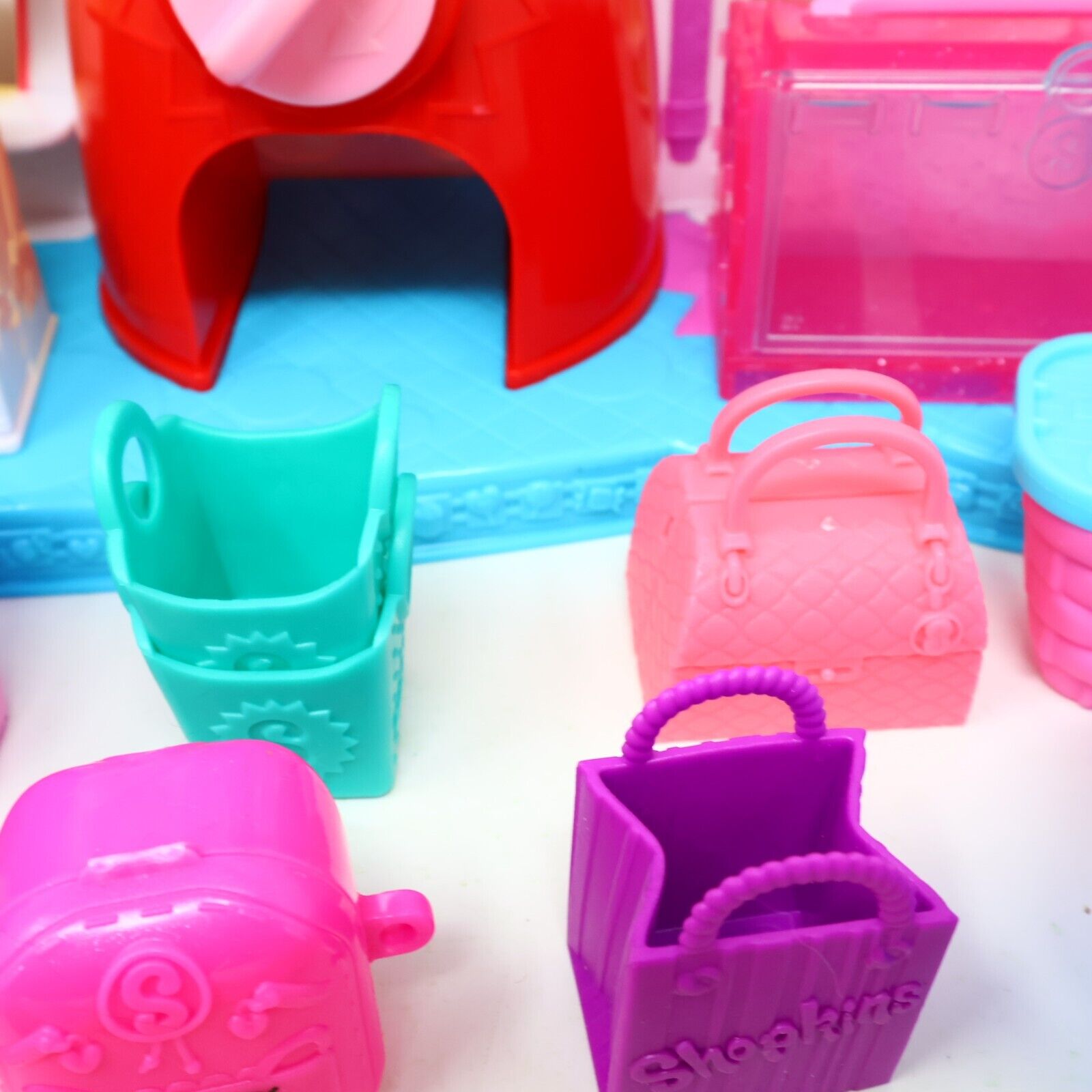 Lot of 20 Shopkins Figures + Sweet Spot Candy Shop Toys Baskets Mixed Moose