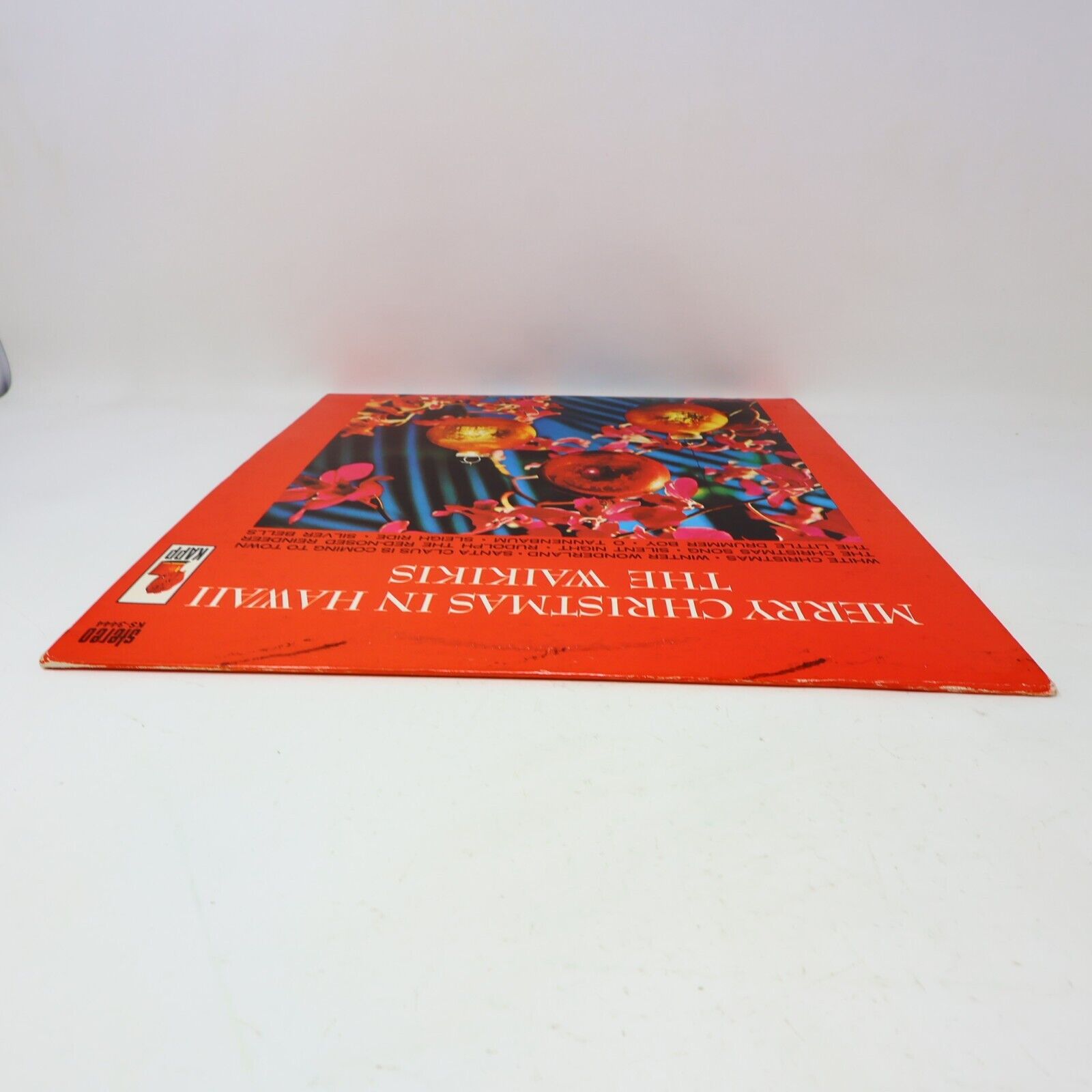 Merry Christmas in Hawaii the Waikikis by Kapp Records 33rpm LP Record KS-3444