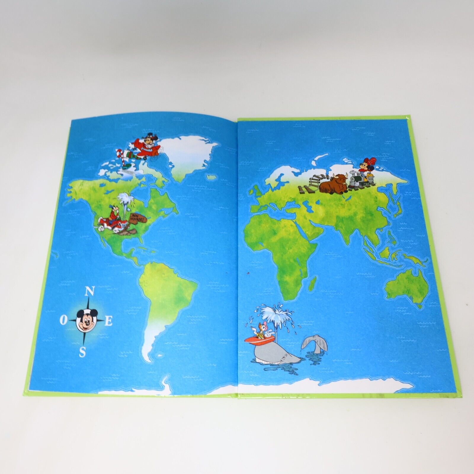Lot 10 Livres Le Tour du Monde avec Disney Grolier Jeunes Enfants Français 90s