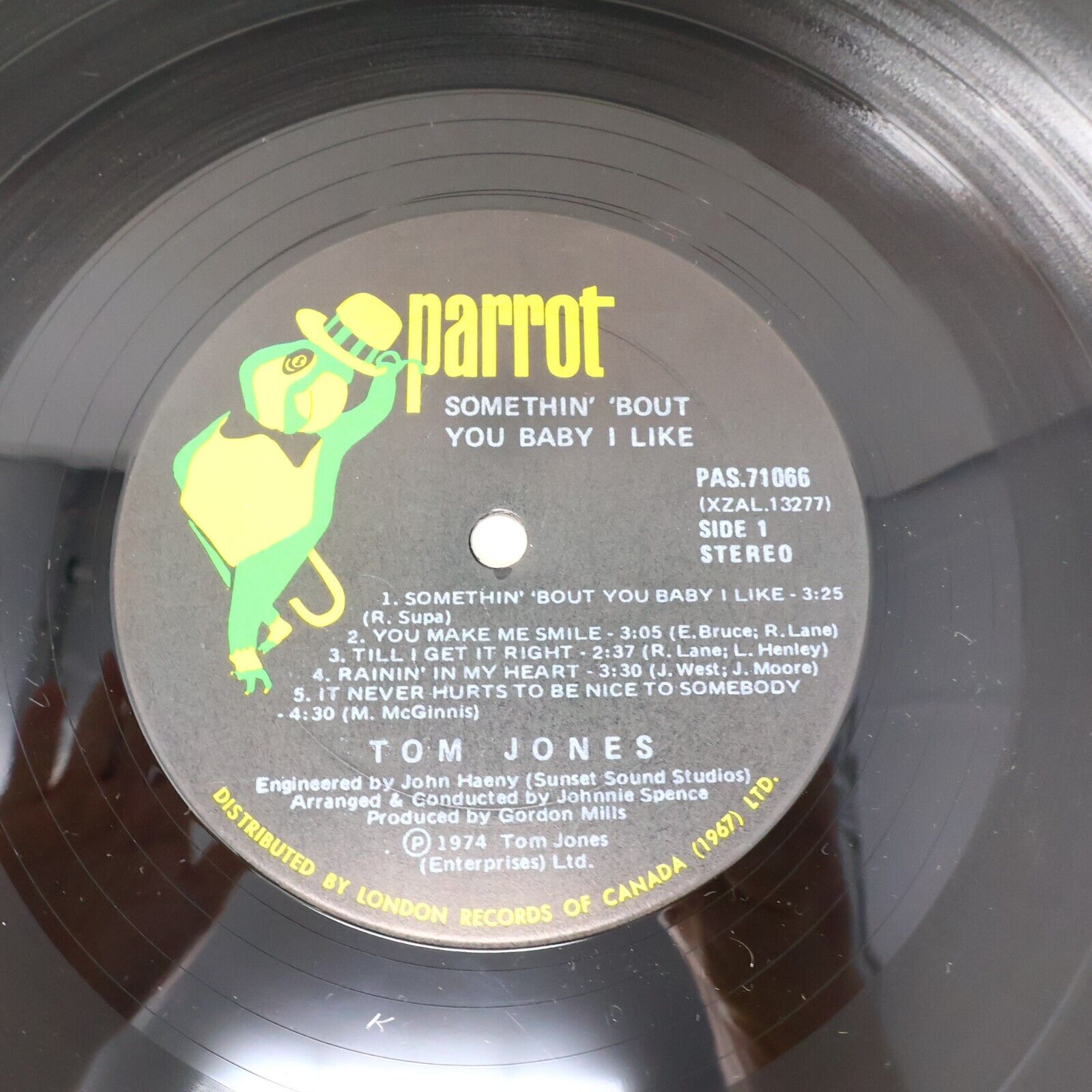 Tom Jones Somethin' 'Bout You Baby I Like LP Record Vinyl 1974 Parrot PAS 71066