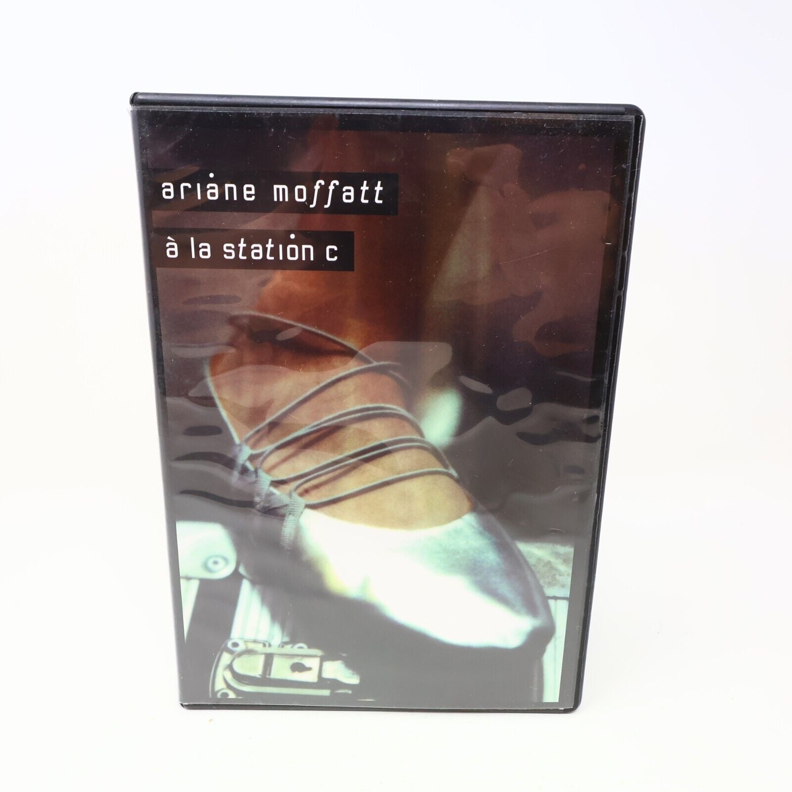 Ariane Moffatt à la Station C Album CD + 2 DVD NTSC Testé 4:3 Poussière d'Ange