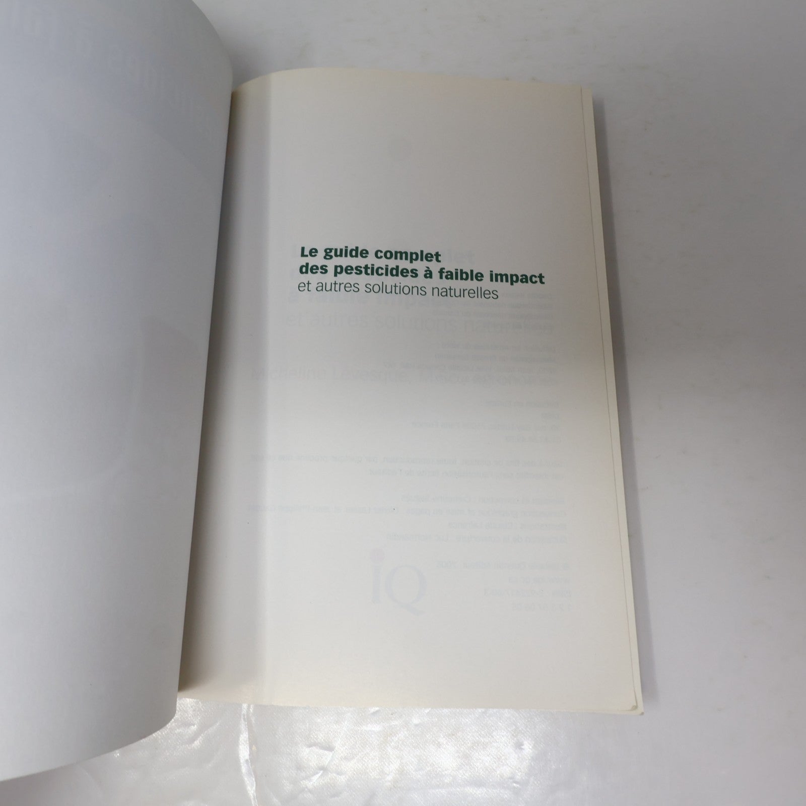 Guide Complet des Pesticides à Faible Impact et Autres Solutions Naturelles IQ