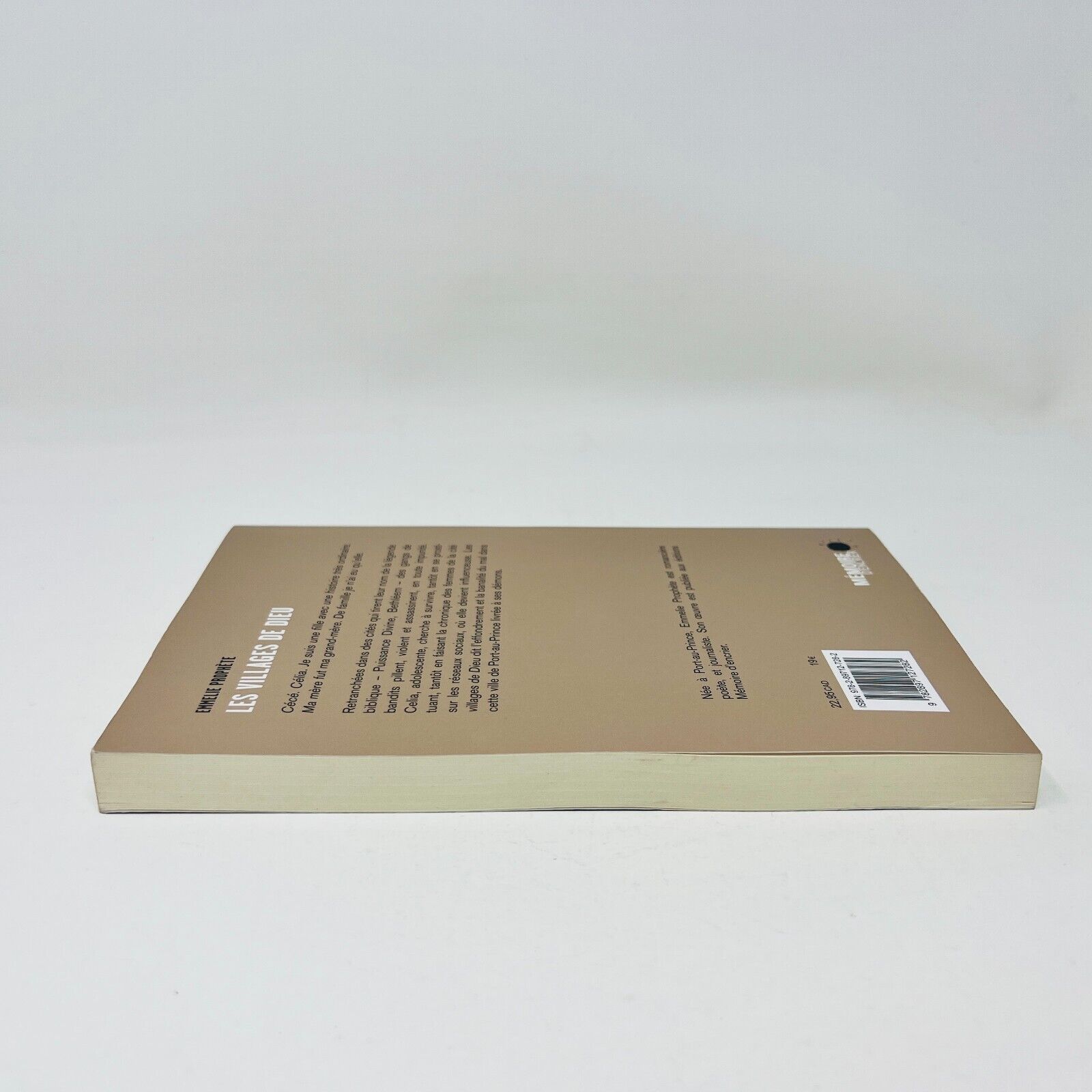 2020 Les Villages de Dieu de Emmelie Prophète Haiti Fiction Français Livre PB