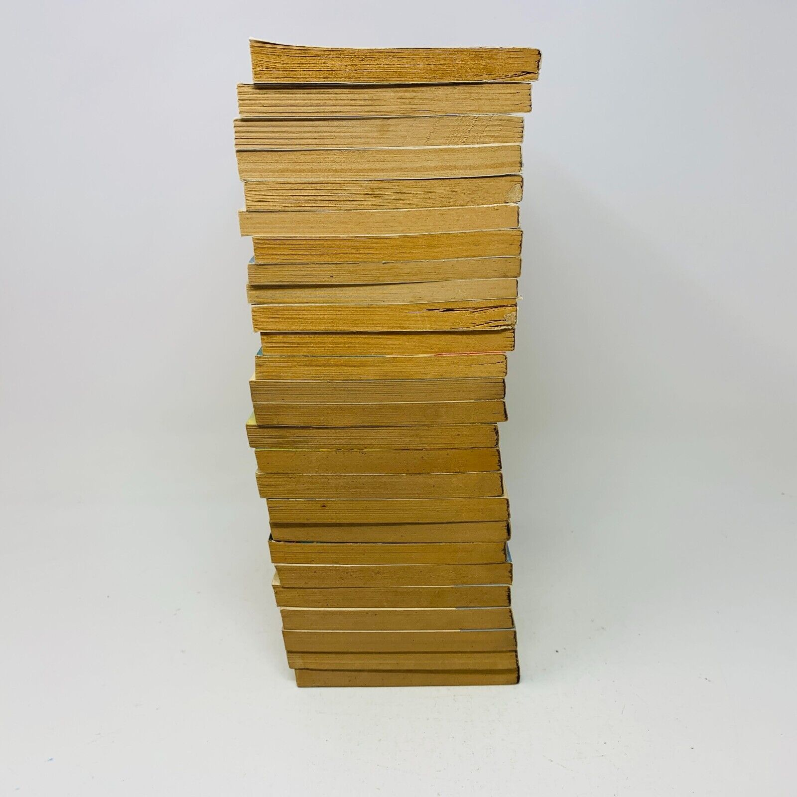 26x Marabout Mademoiselle 1950-60s Pulp Fiction Romance in French Lot Français