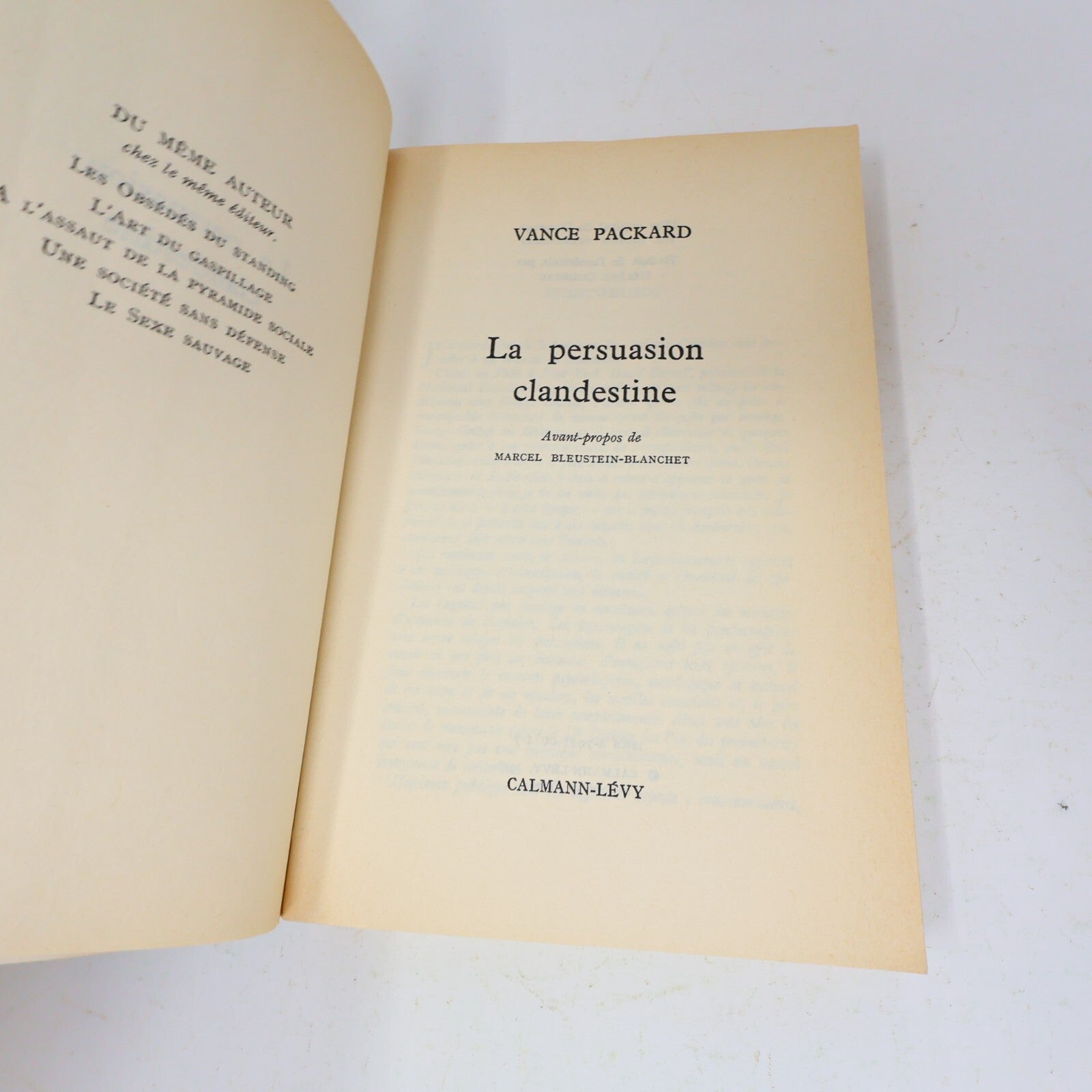 1976 La Persuasion Clandestine Vance Packard Calmann-Lévy Marketing Affaires 70s