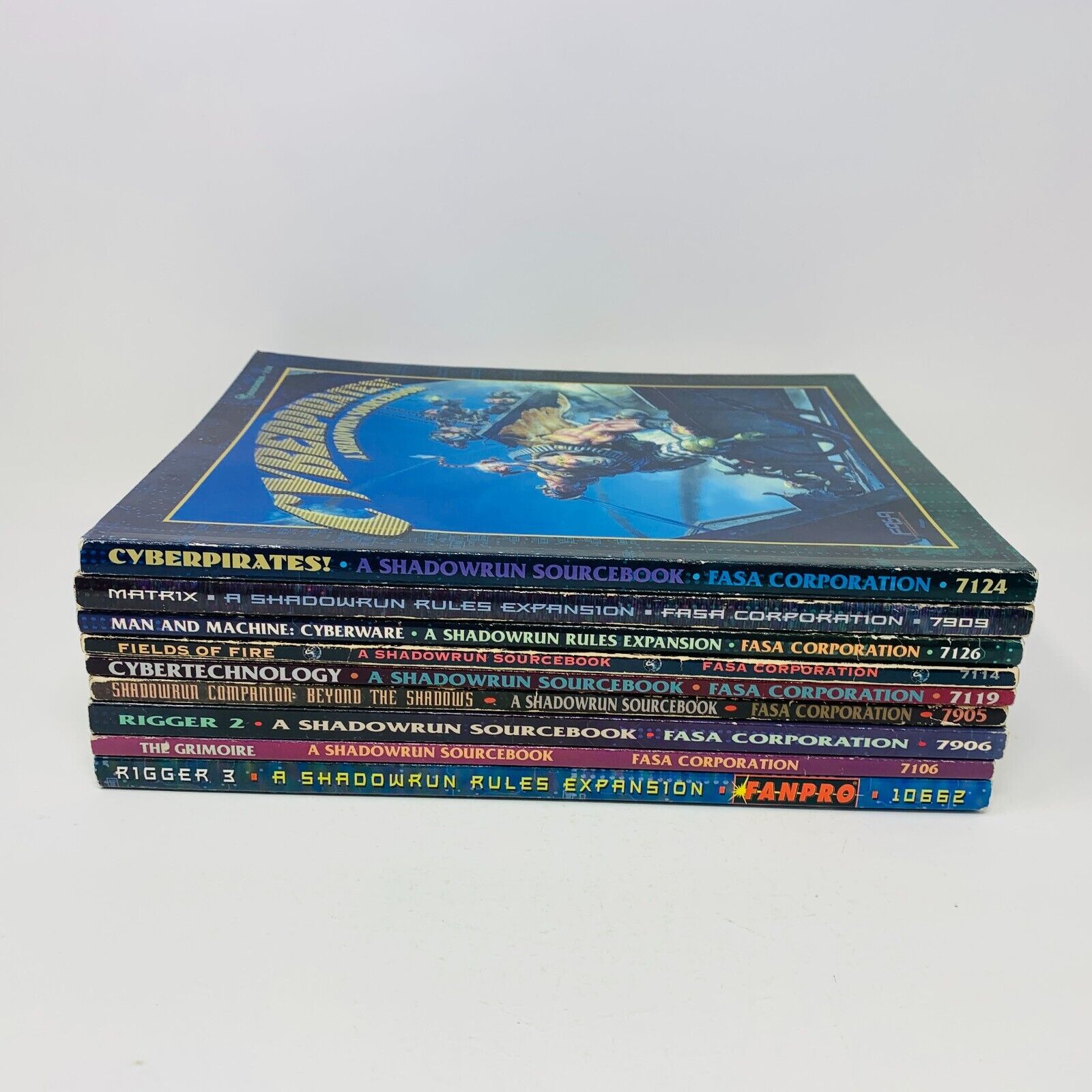 9x Shadowrun RPG Books Lot Sourcebook Companion Man Machine Cyberware 90-2000s