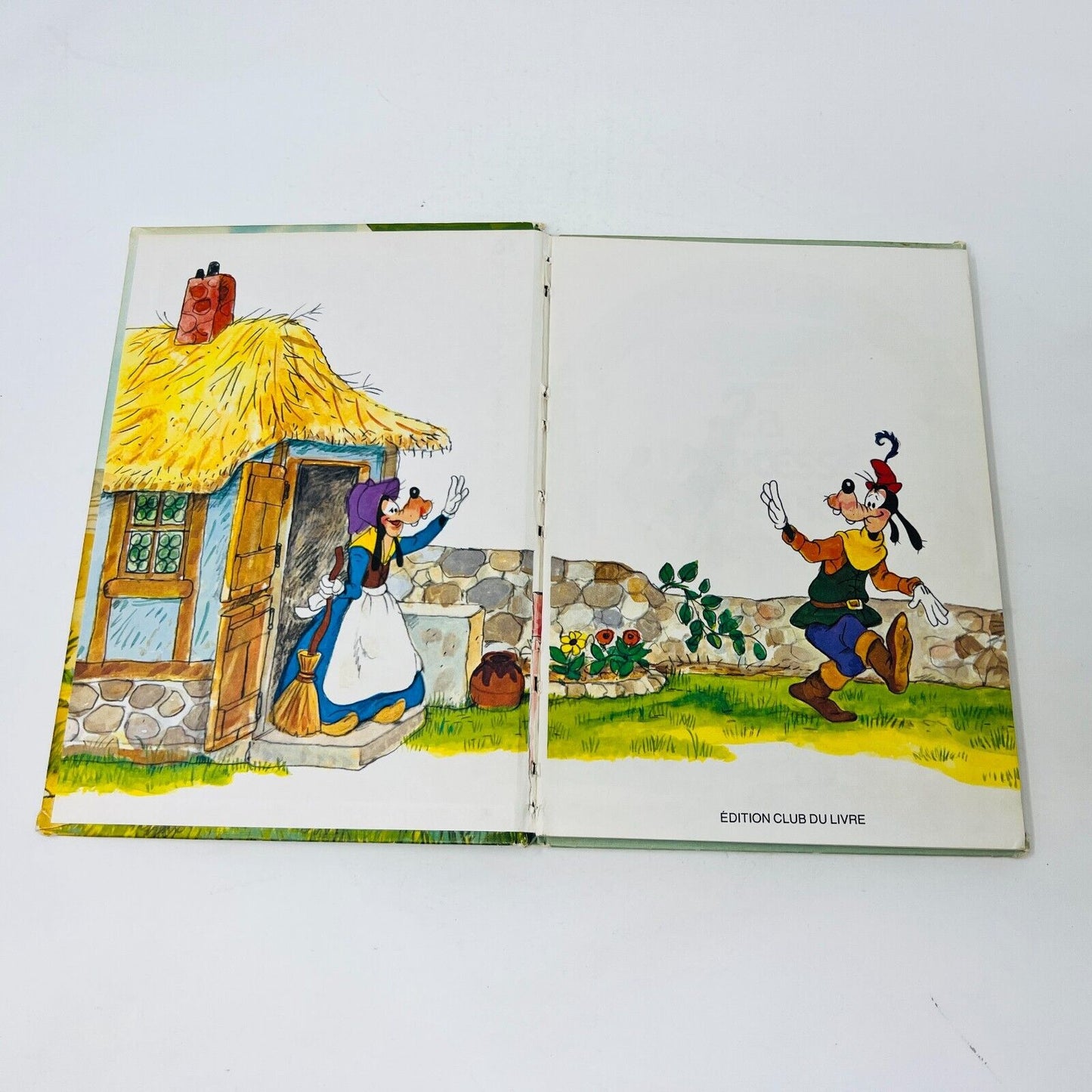1977 Les Livres Merveilleux de Disney La Princesse qui ne Riait Jamais BCE HC