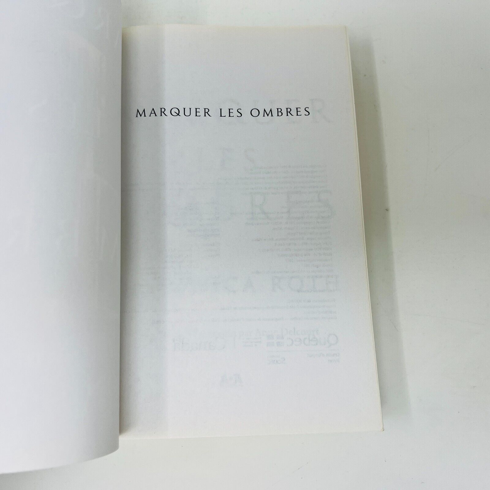 2017 Marquer les Ombres de Veronica Roth Livre ADA en Français/French Paperback