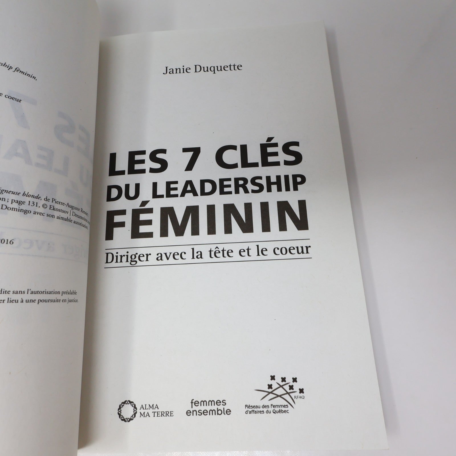 Les 7 Clés du Leadership Féminin/Et tu Oseras Sortir du Cadre Lot 2 Livres PB