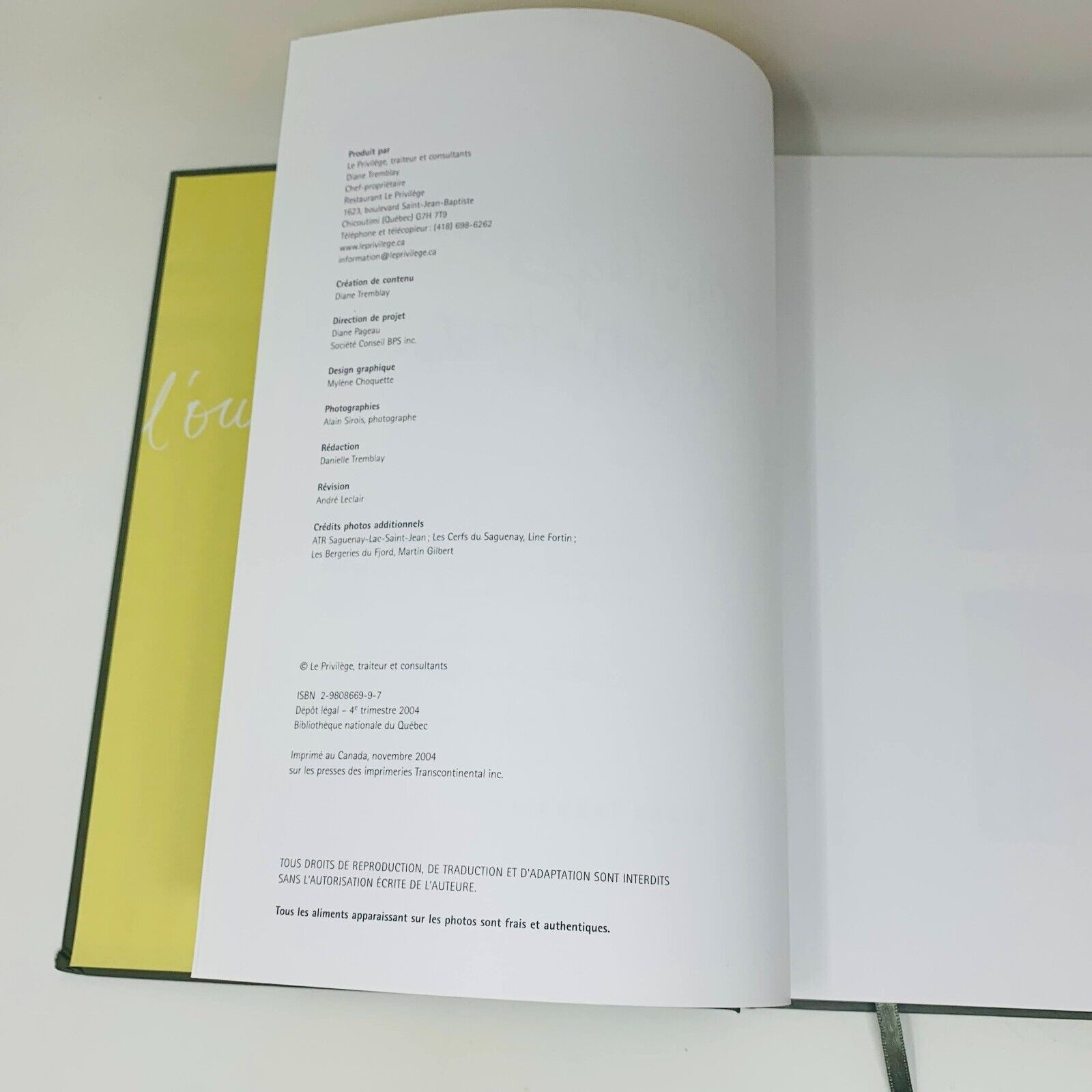 2004 Un Privilège à Votre Table Livre Cuisine Recettes Chef Diane Tremblay Signé