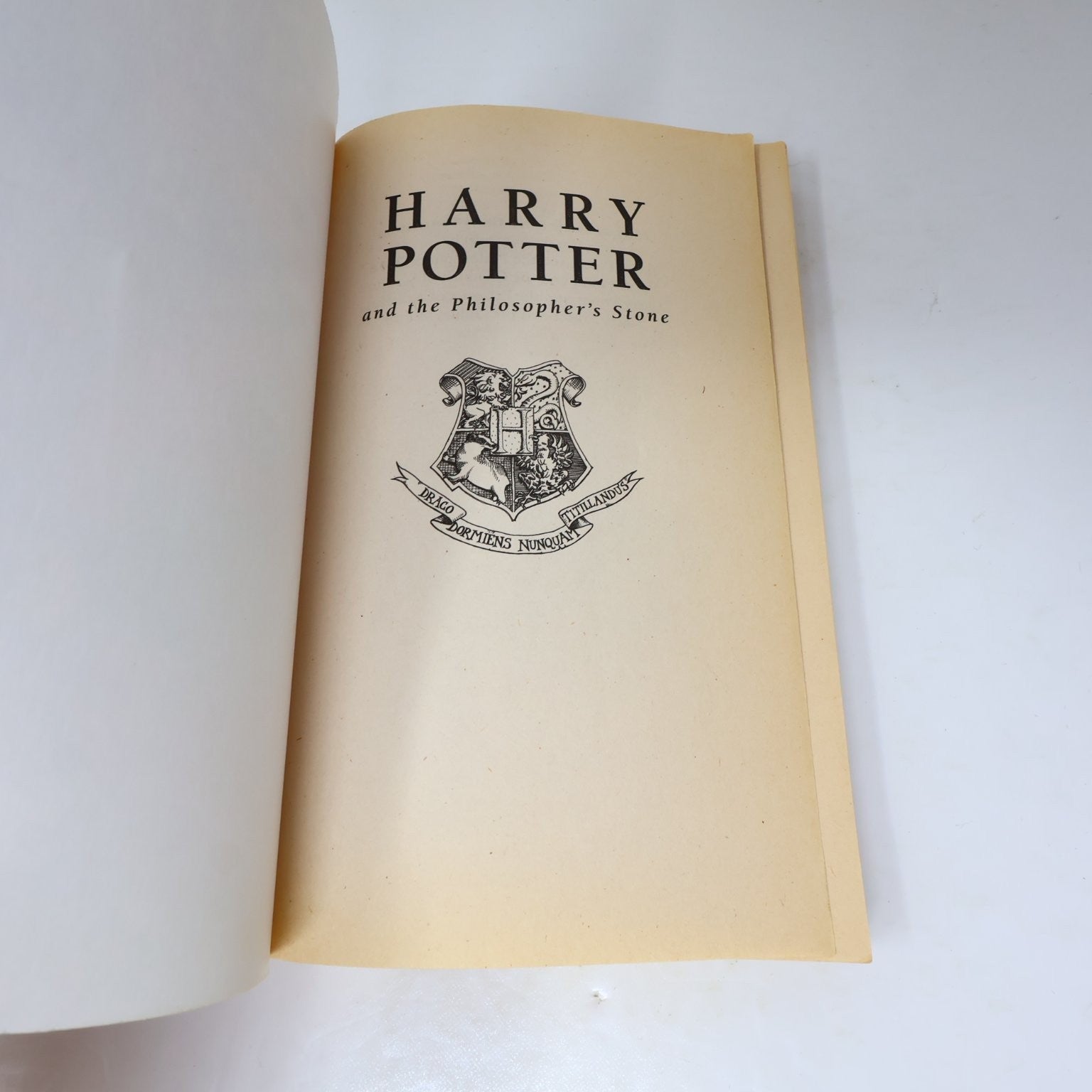 Harry Potter 1-7 Complete Set Books Lot Raincoast/Bloomsbury Rowling 2 PB & 5 HC