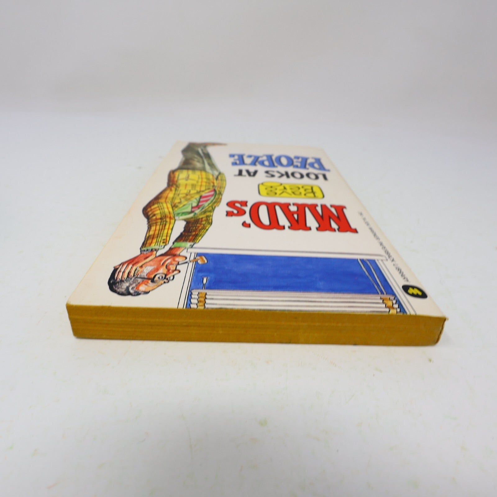 1973 Mad's Looks At People Dave Berg Warner Humor Comics 1st Print Paperback 70s