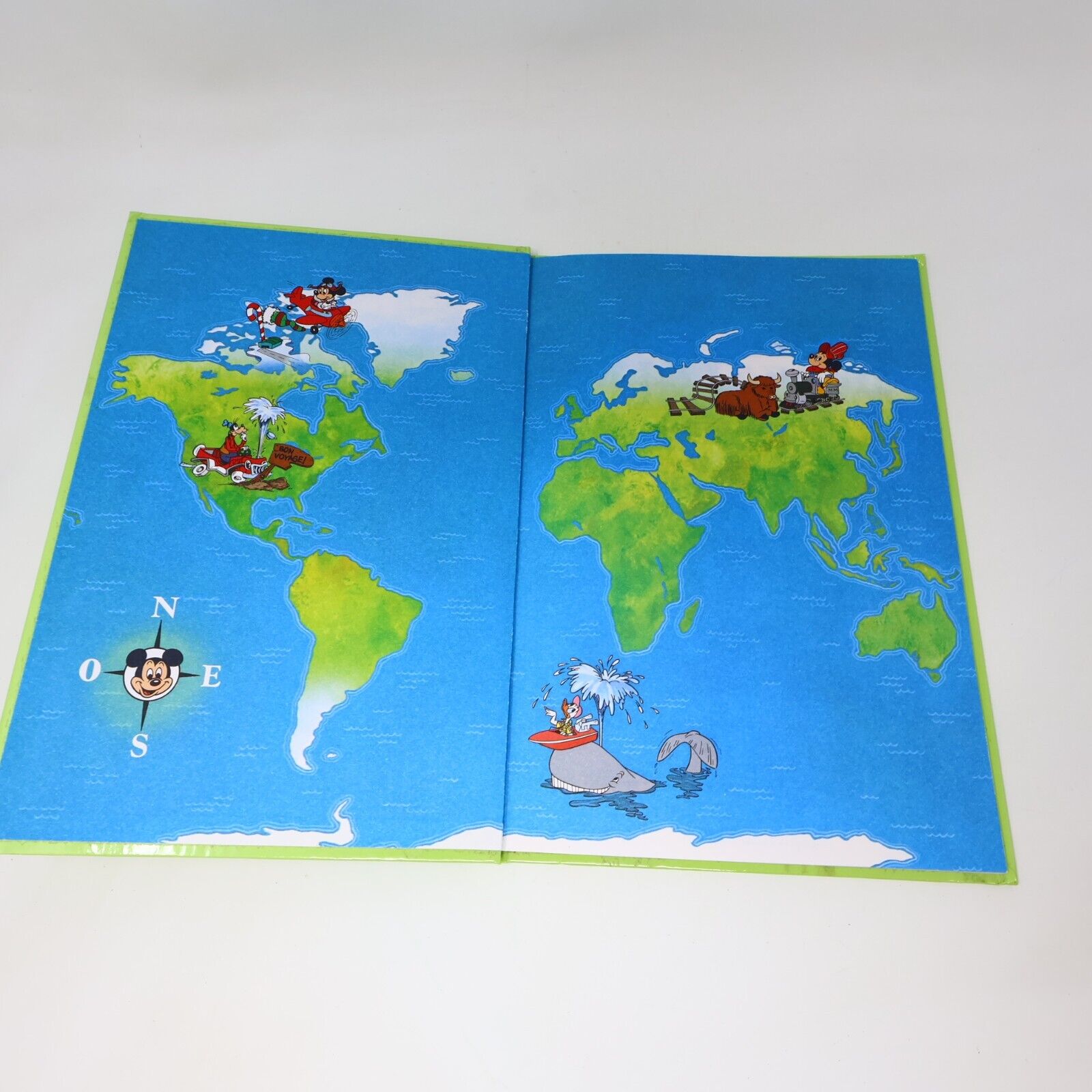 Lot 10 Livres Le Tour du Monde avec Disney Grolier Jeunes Enfants Français 90s