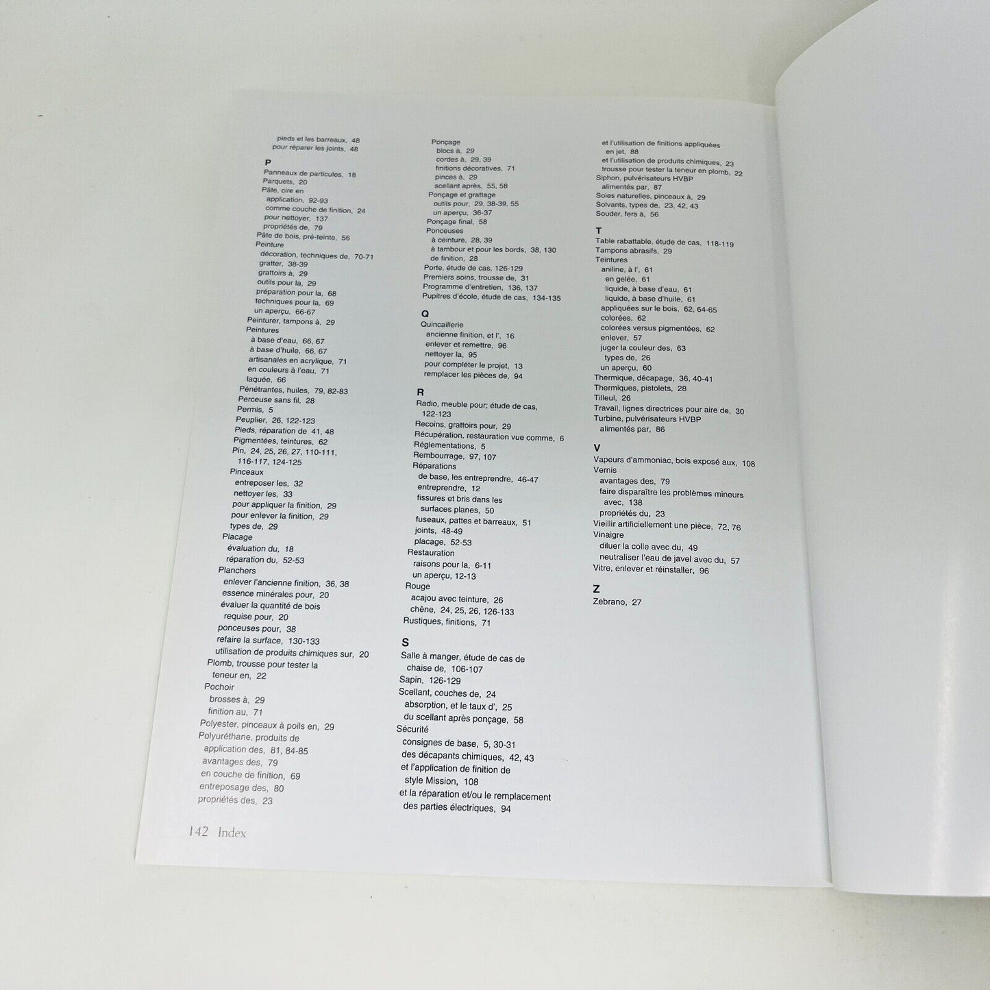 Restauration et Finition de Meubles en Bois Livre Bricolage Black & Decker 2008