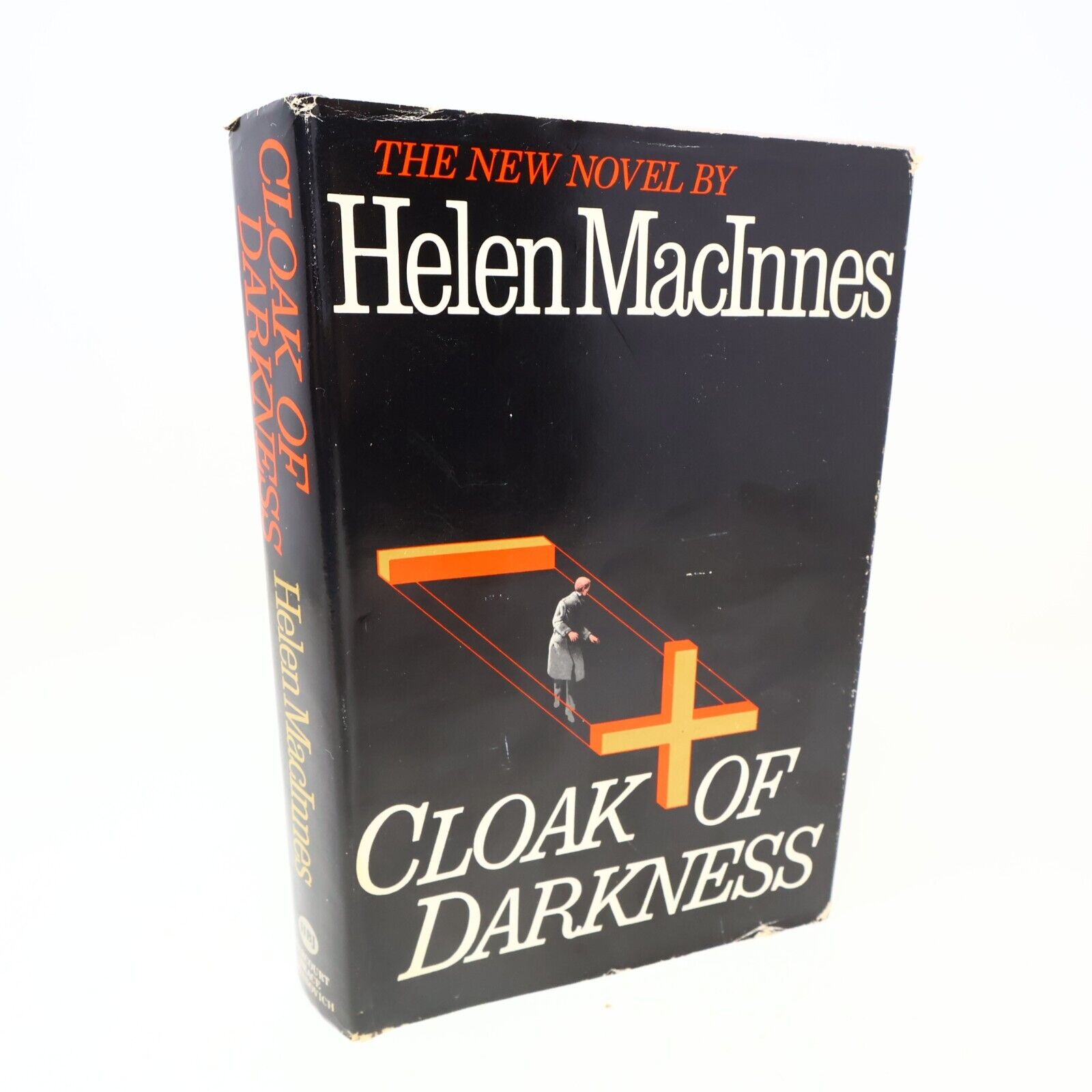 1982 Cloak of Darkness Helen Macinnes Thriller Mystery Espionage Harcourt Book