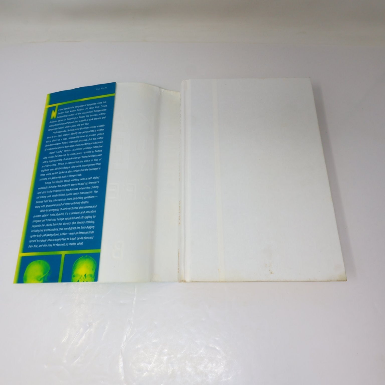 Speaking in Bones Kathy Reichs 2015 Hardcover DJ Forensic Thriller Simon