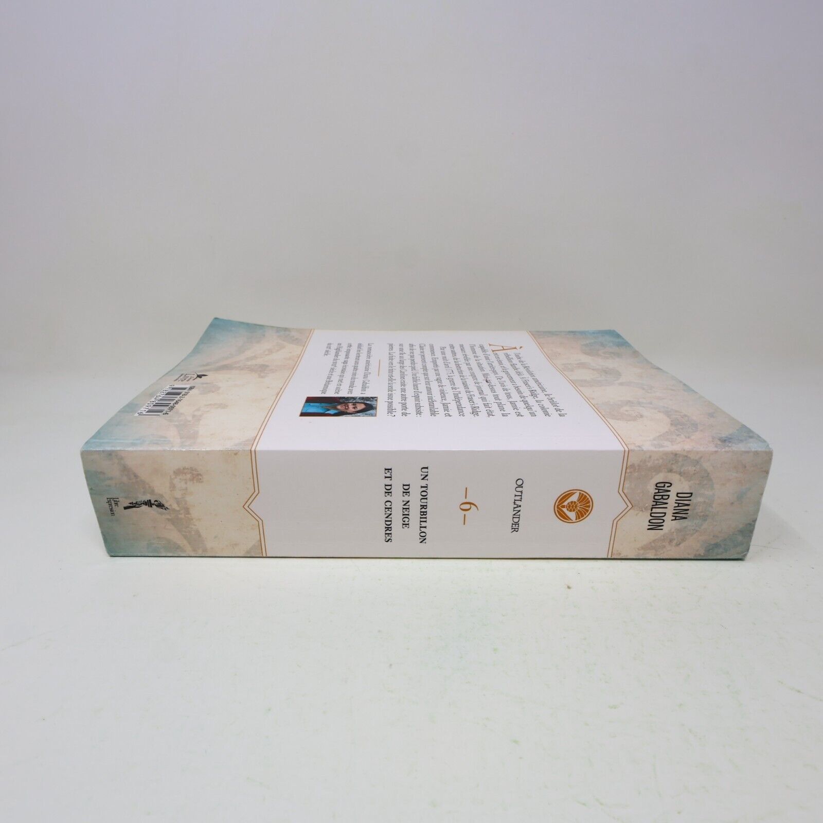 2015 Un Tourbillon de Neige et de Cendres Diana Gabaldon Omnibus Outlander #6 PB