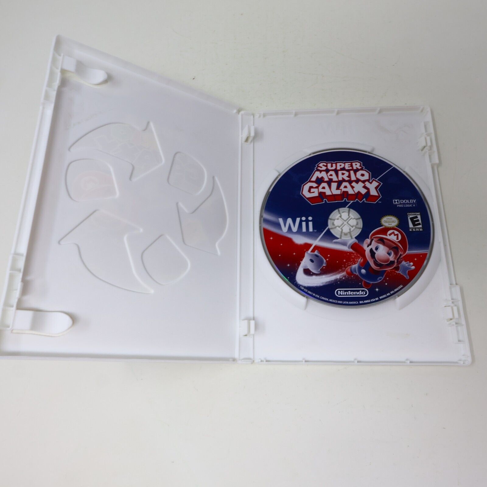 Super Mario Galaxy for the Wii Nintendo Selects Tested NTSC NTSC Video Game Bee