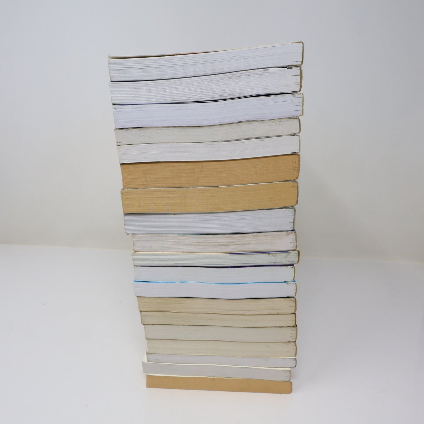 Titan Lot 19 Livres Cassiopée/Chambre d'Éden/Marie Tempête/Julie Jeunes Adultes