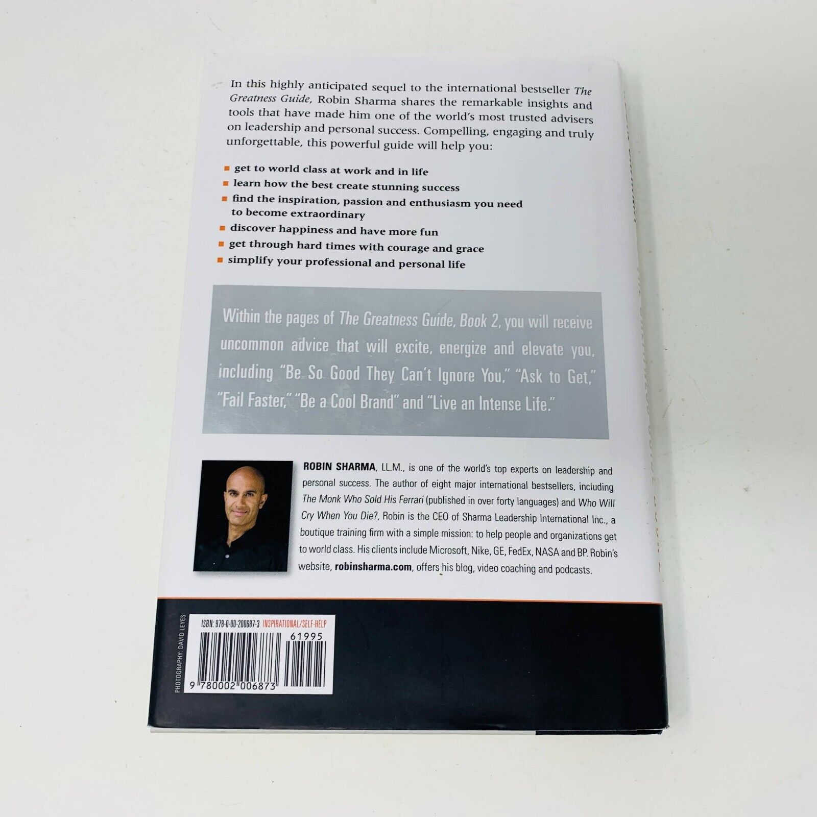 2007 The Greatness Guide Book 2 by Robin Sharma Hardcover DJ Self-Help 1st Print