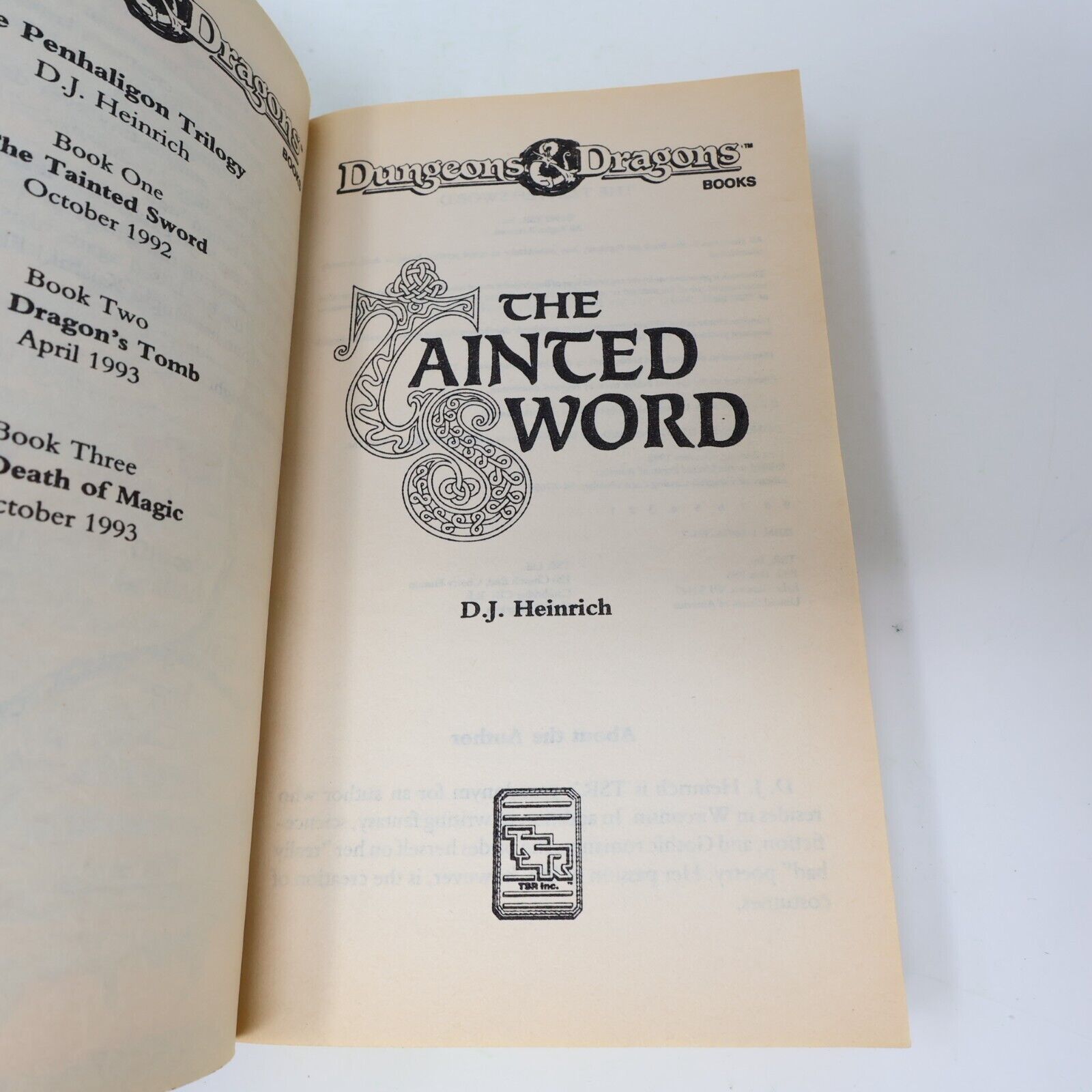 1992 The Tainted Sword The Penhaligon Trilogy #1 by D. J. Heinrich D&D 1st Print