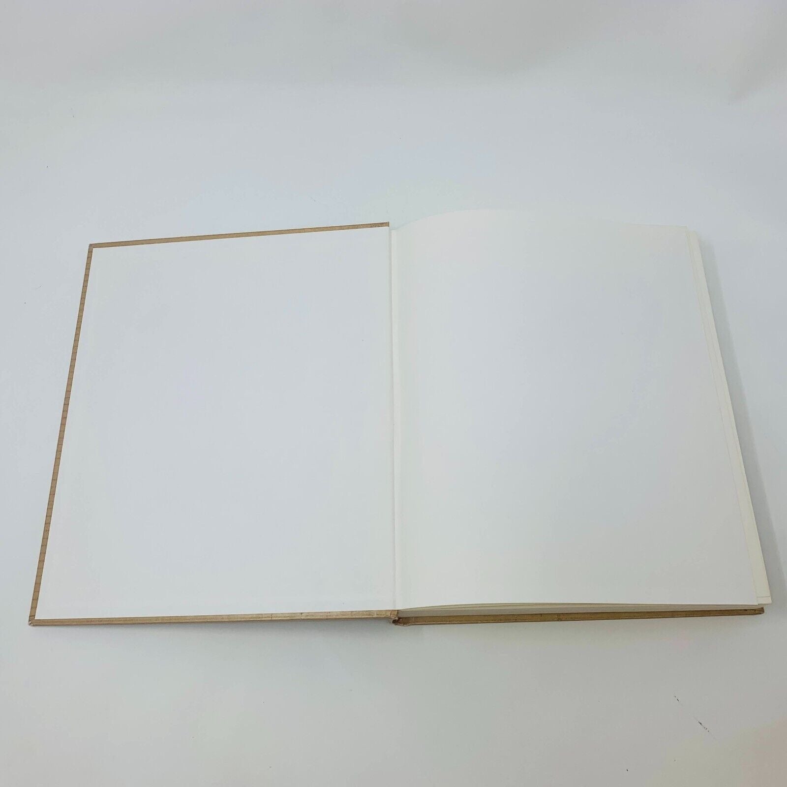 1973 La Cuisine de Monique Chevrier Mirabel Livre Recettes en Français Cookbook