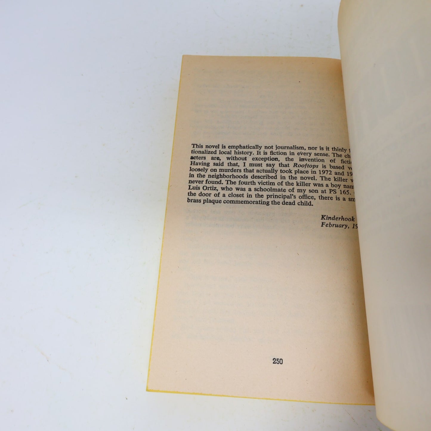 1982 Rooftops Tom Lewis Signet Mystery Thriller Crime 2nd Print Paperback Book