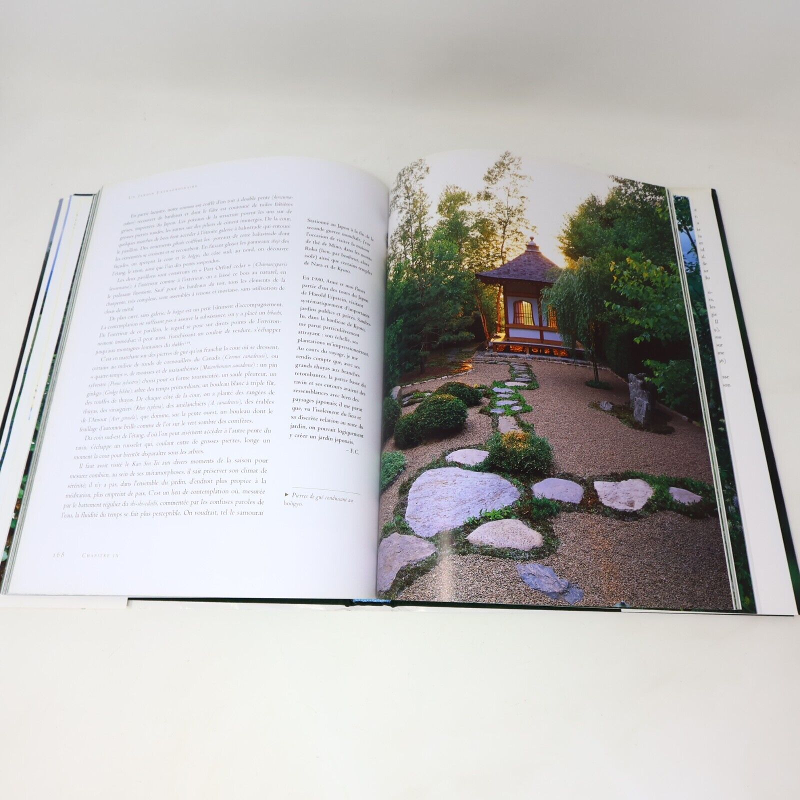 2002 Un Jardin Extraordinaire Quatre-Vents en Charlevoix Québec Hardcover HC