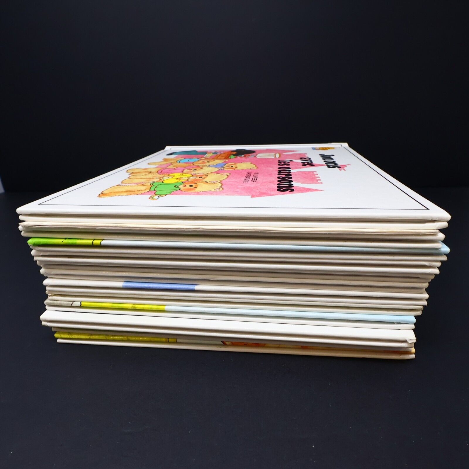 Lot 13 Livres Le Château Magique du Livre Jane Belk Moncure Grolier Français HC
