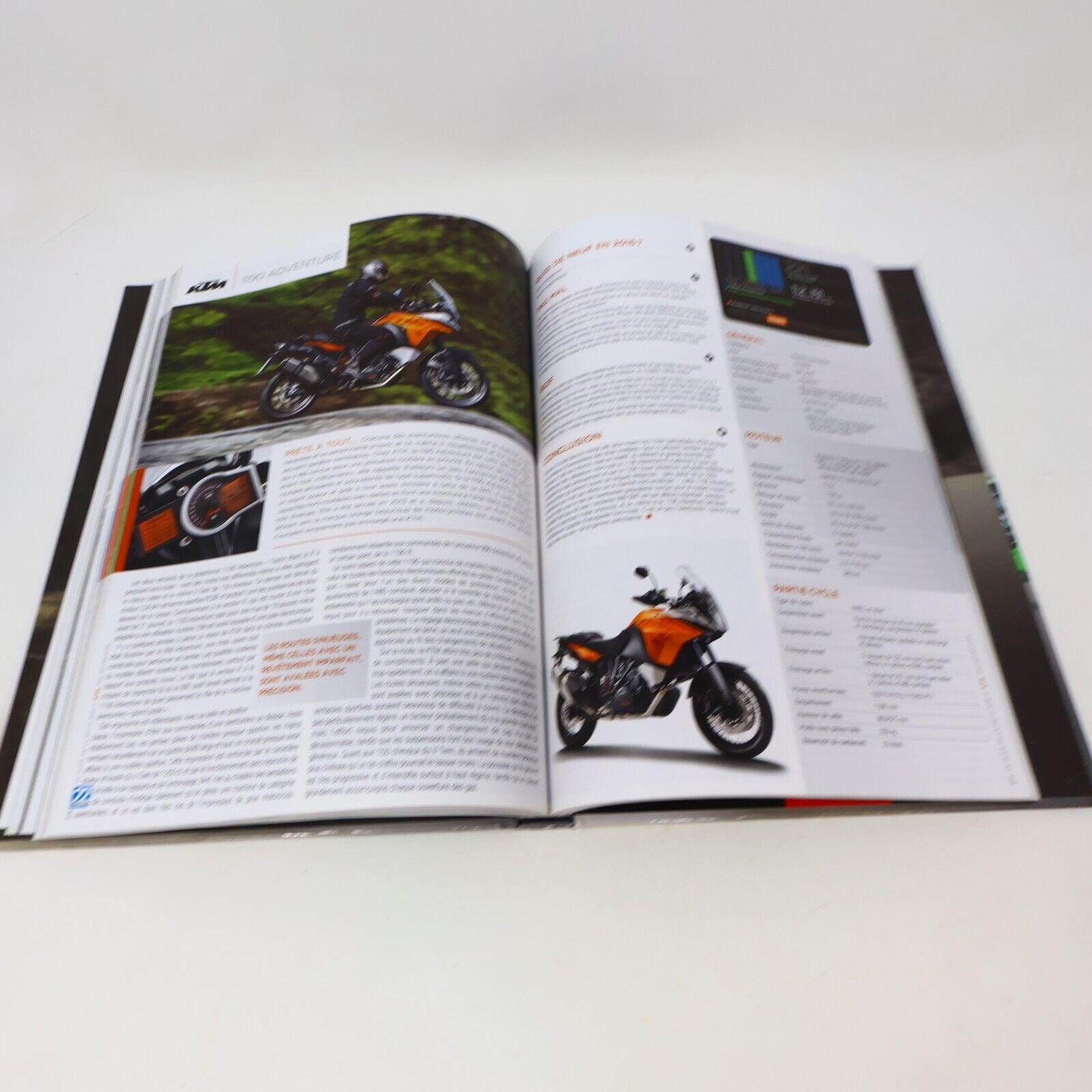 2016 Le Guide de la Moto 2016-17 la Bible des Motocyclistes Bertrand Gahel Livre