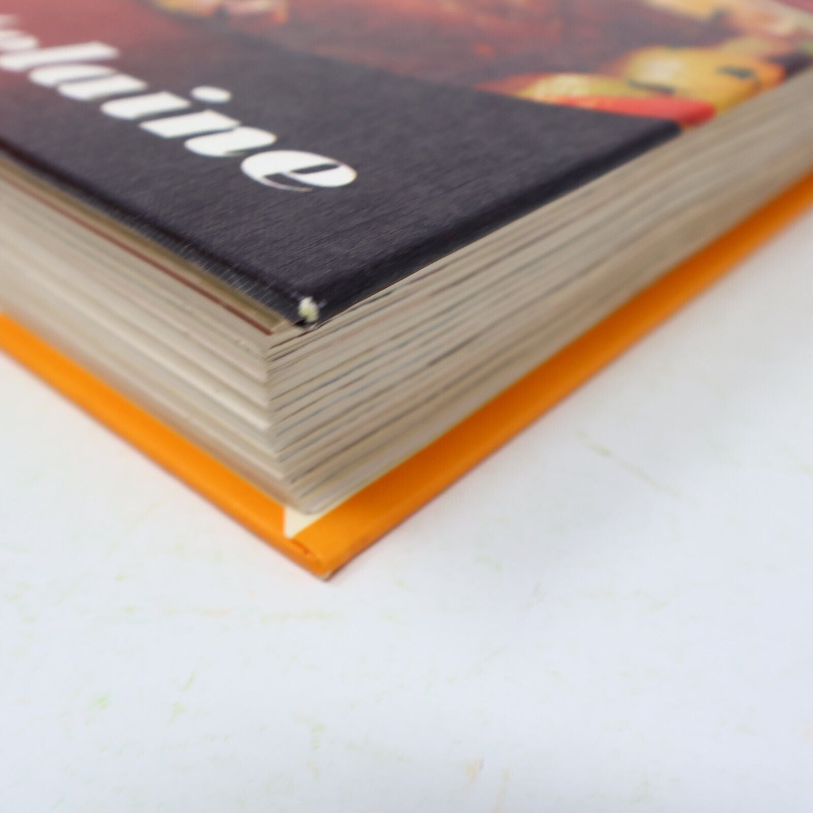 1975 Le Livre de Recettes Châtelaine Hélène Julien Cuisine Maclean-Hunter 70s HC