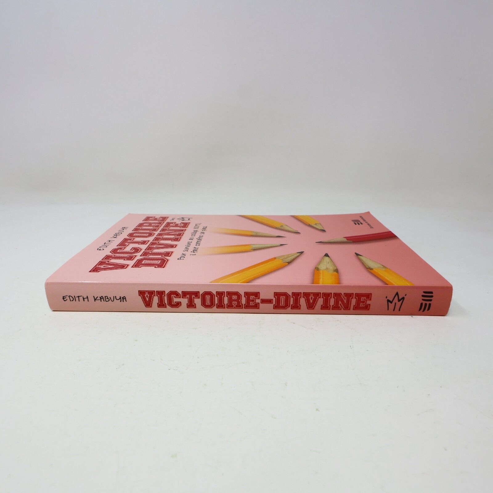 2018 Déclaration de Guerre Victoire Divine #1 de Edith Kabuya De Mortagne PB