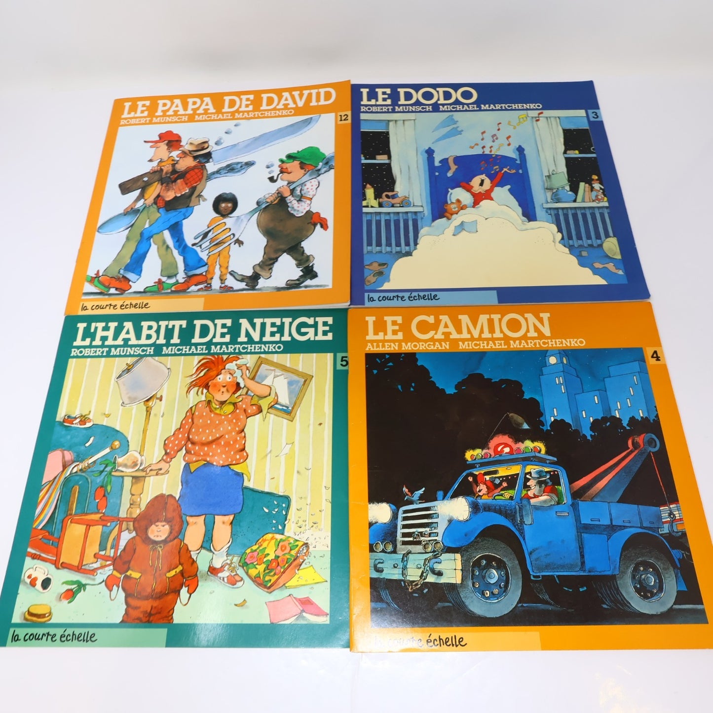 Robert Munsch/Michael Martchenko Lot 13 Livres Enfants Humour Canada PB Français