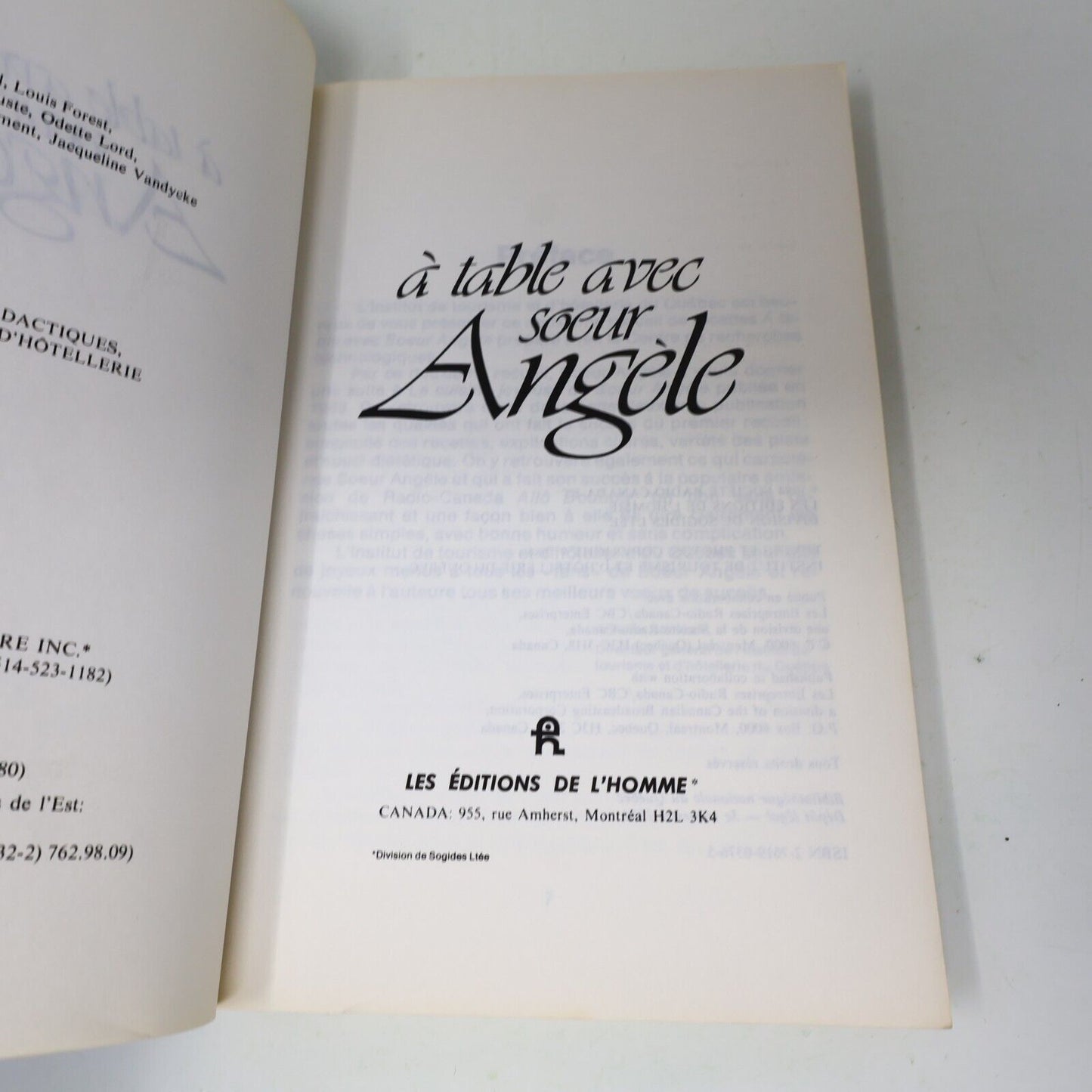 La Cuisine Joyeuse de Soeur Angèle Lot 2 Livres Recettes Table Français 1980s