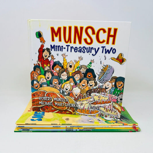 6x Robert Munsch & Michael Martchenko Children's Books Lot Moose! Smelly Socks