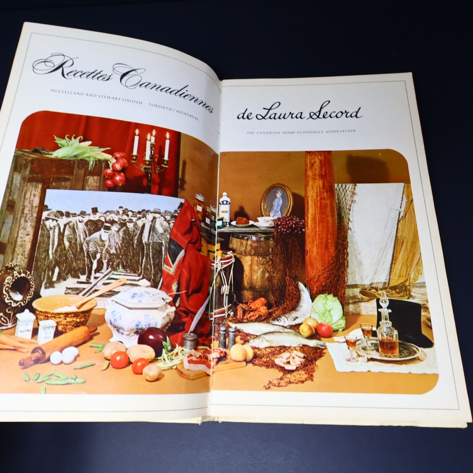 1971 Recettes Canadiennes de Laura Secord Cuisine Familiale Français Livre HC