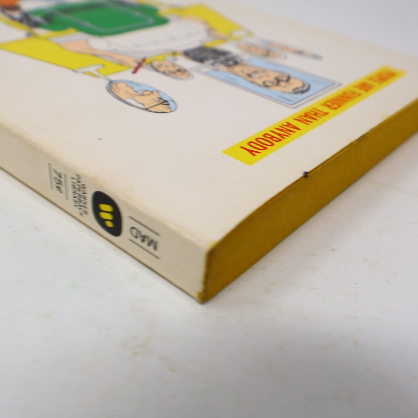 1973 Mad's Looks At People Dave Berg Warner Humor Comics 1st Print Paperback 70s