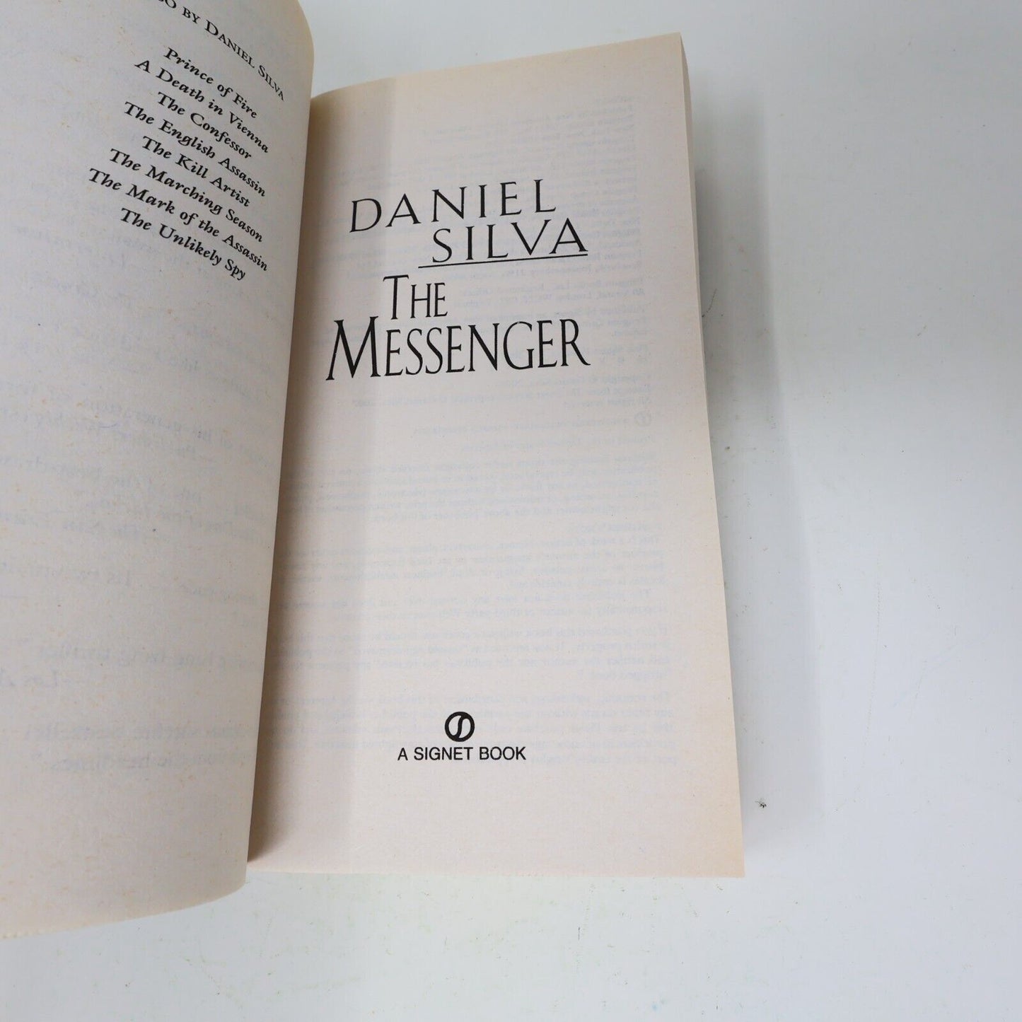 Daniel Silva Death in Vienna Confessor Messenger Lot 3 Books Espionage Spy 2000s