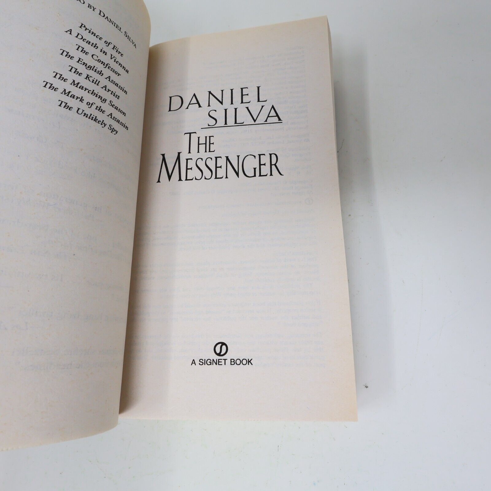 Daniel Silva Death in Vienna Confessor Messenger Lot 3 Books Espionage Spy 2000s