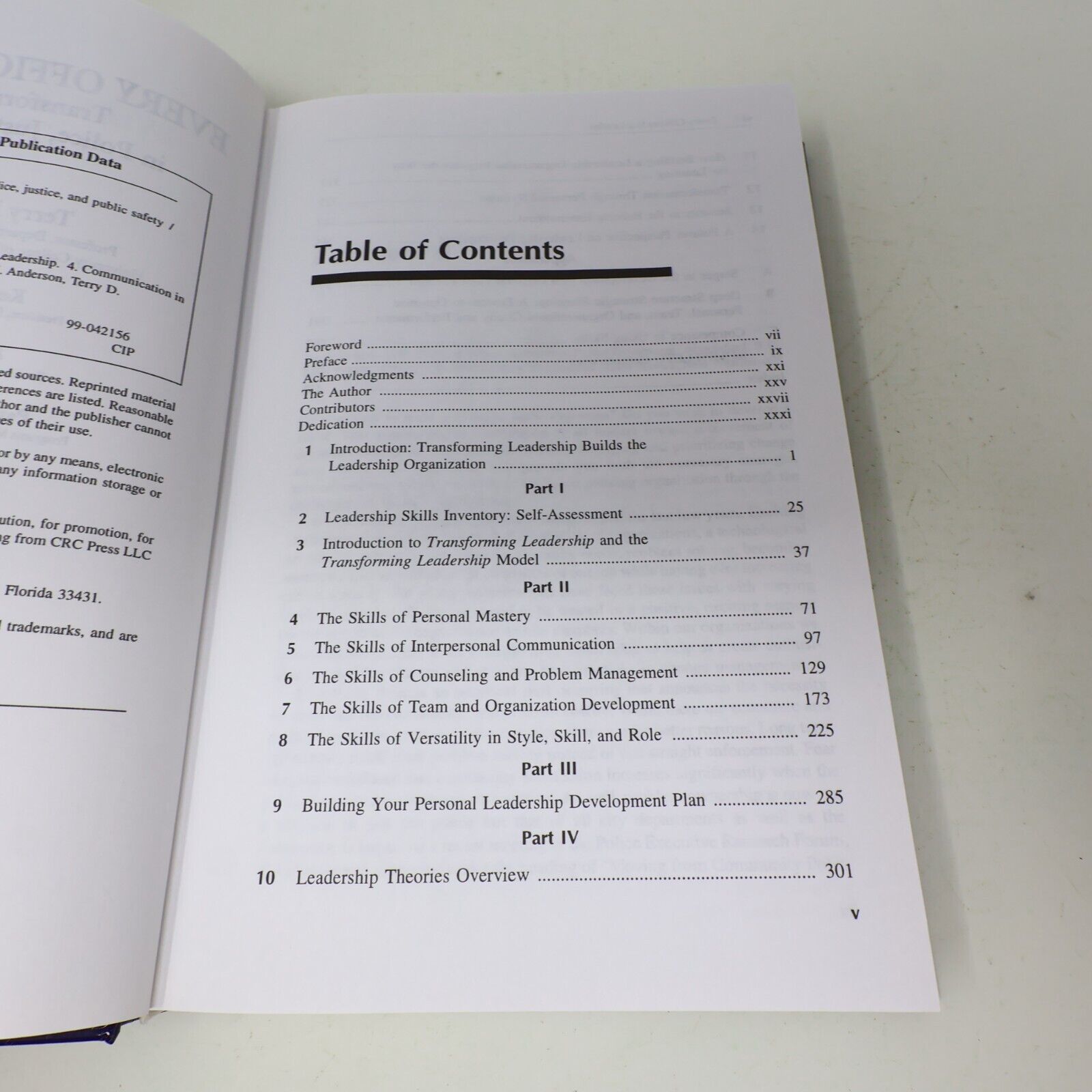 1999 Every Officer Is a Leader Terry Anderson Justice Police Public Safety Book
