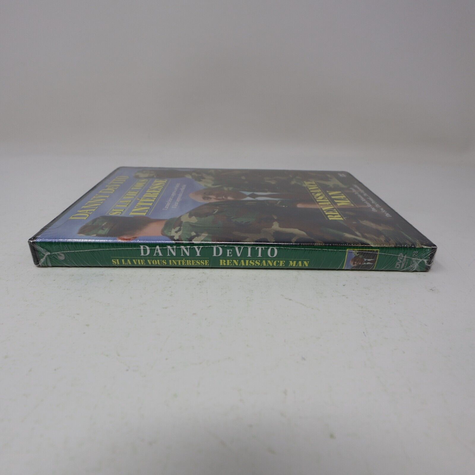 Si La Vie Vous Intéresse / Renaissance Man DVD Français Dany DeVito NTSC Scellé