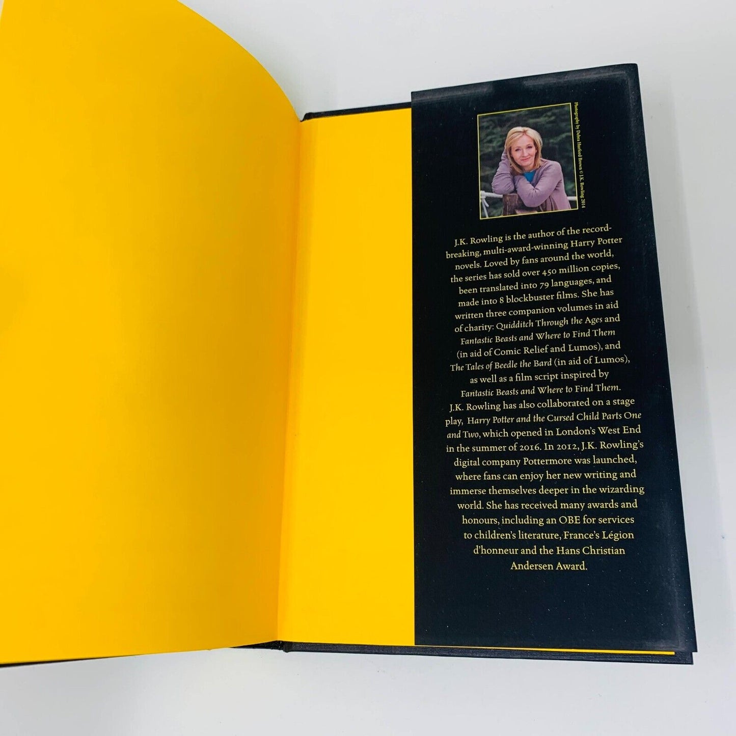 2017 Harry Potter and the Philosopher's Stone Hufflepuff Edition HC Bloomsburry