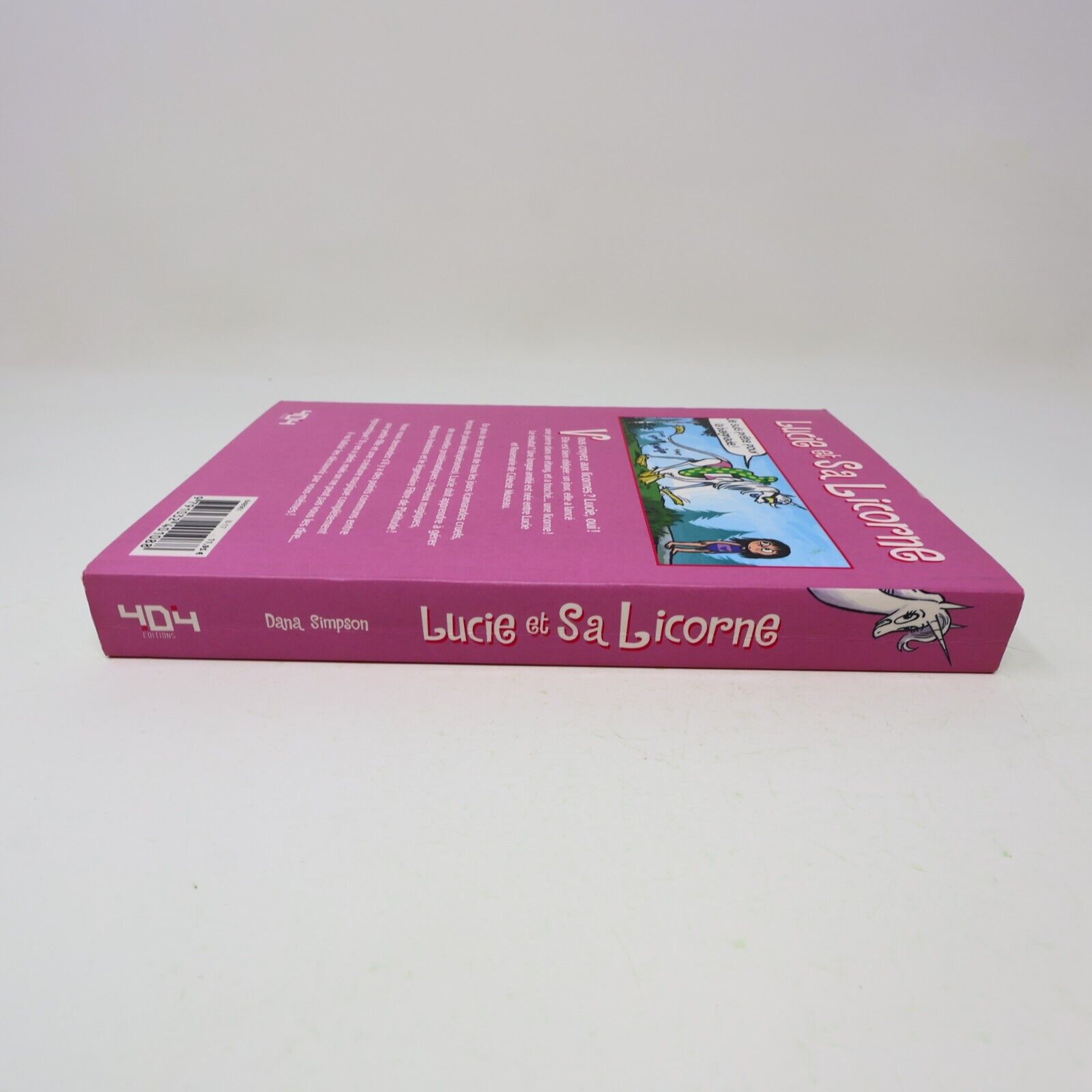 2017 Lucie et sa Licorne Dana Simpson Enfants Bande Dessinée Bd 404 Editions PB
