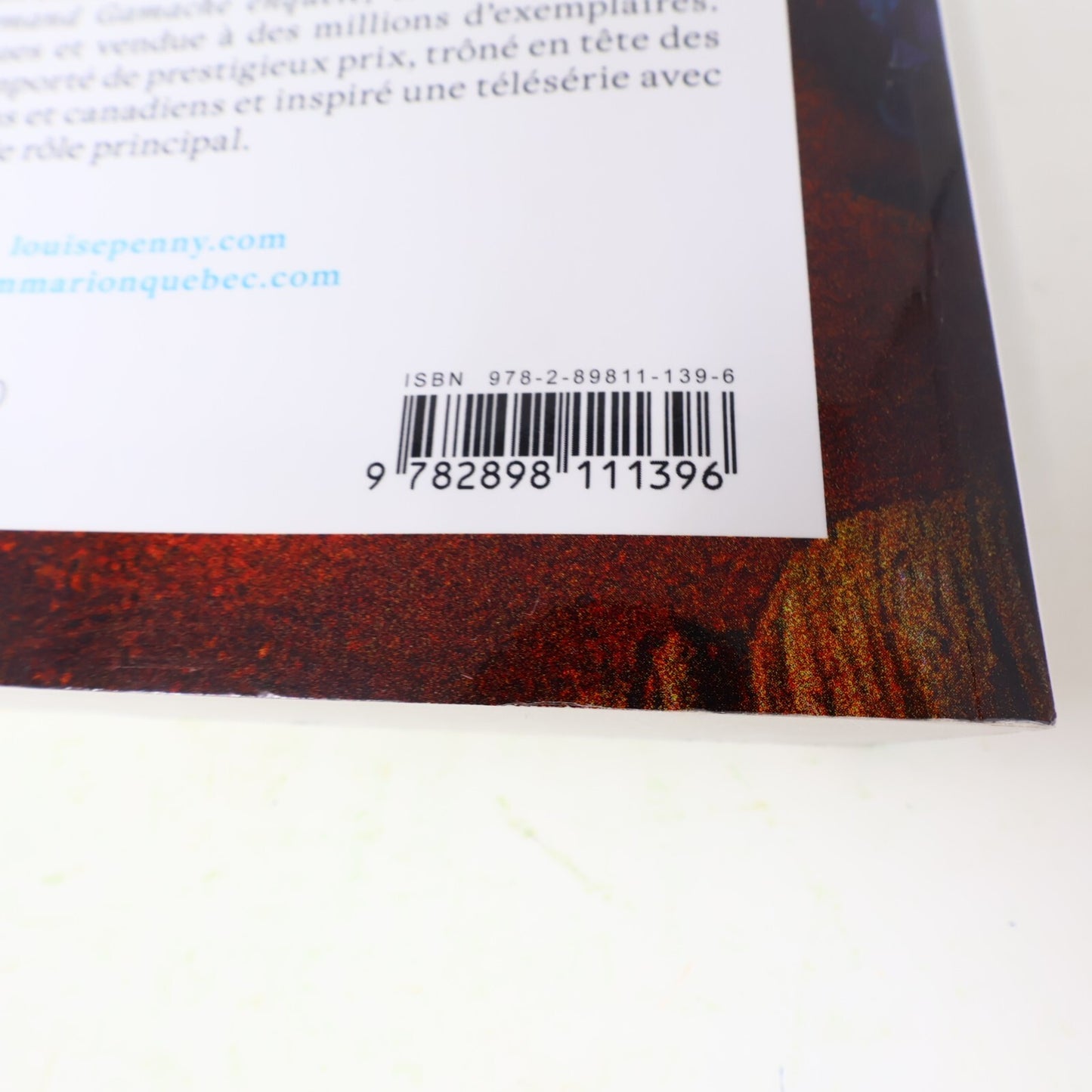 2023 Un Monde de Curiosités Louise Penny Flammarion Crime et Mystère Policier PB