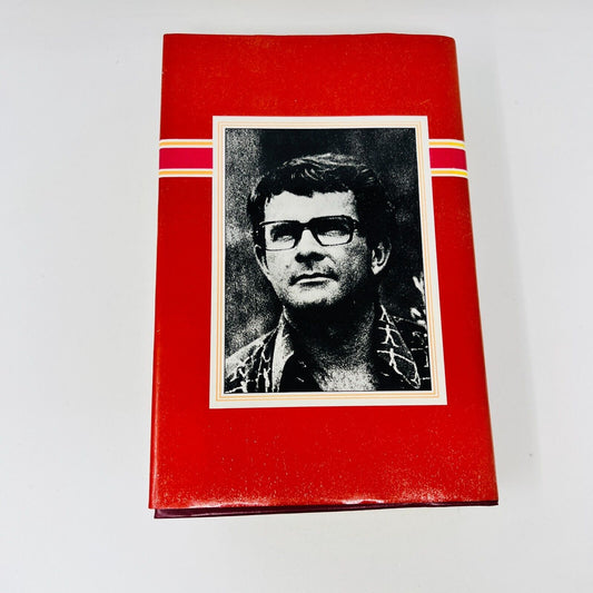 1984 Wilbur Smith Omnibus Book When The Lion Feeds/Diamond Hunters Hardcover DJ