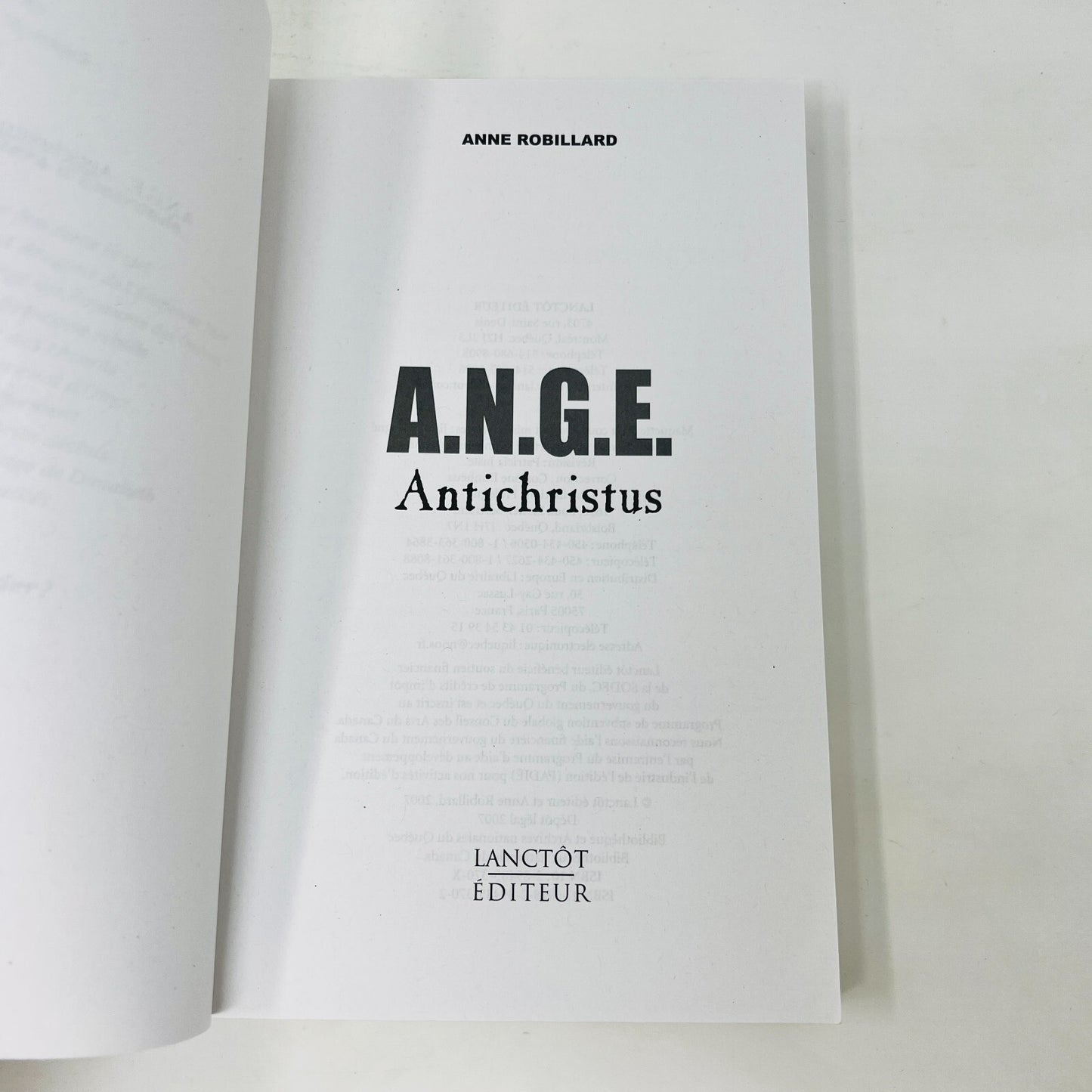 A.N.G.E #1-10 Lot de 10 Livres Anne Robillard Série Complète Antichristus Ange